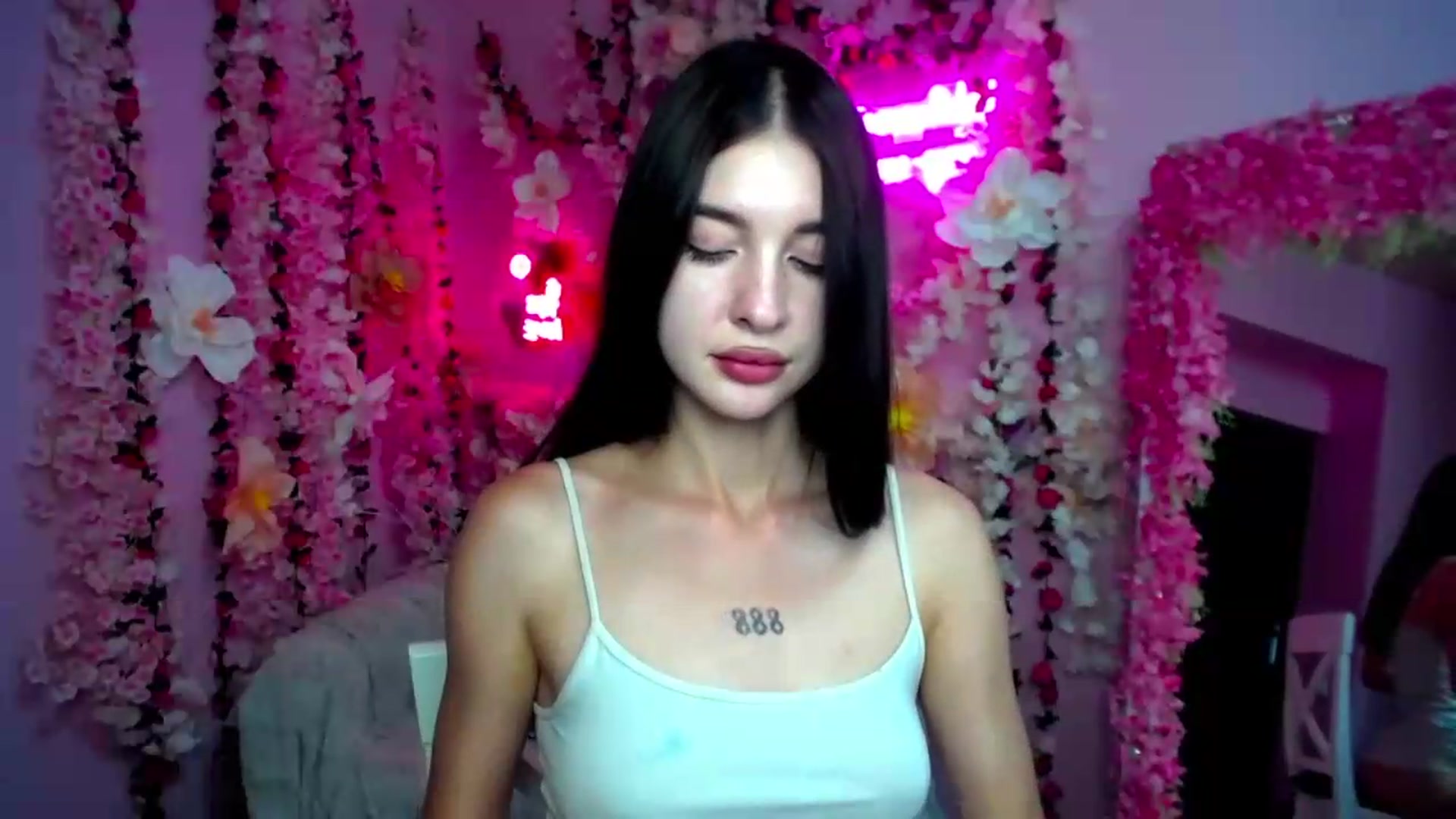 Gallery image thumbnail from GraceBennet's myfreecams stream on, 07/27/2026, 07:43 image 3 of 20