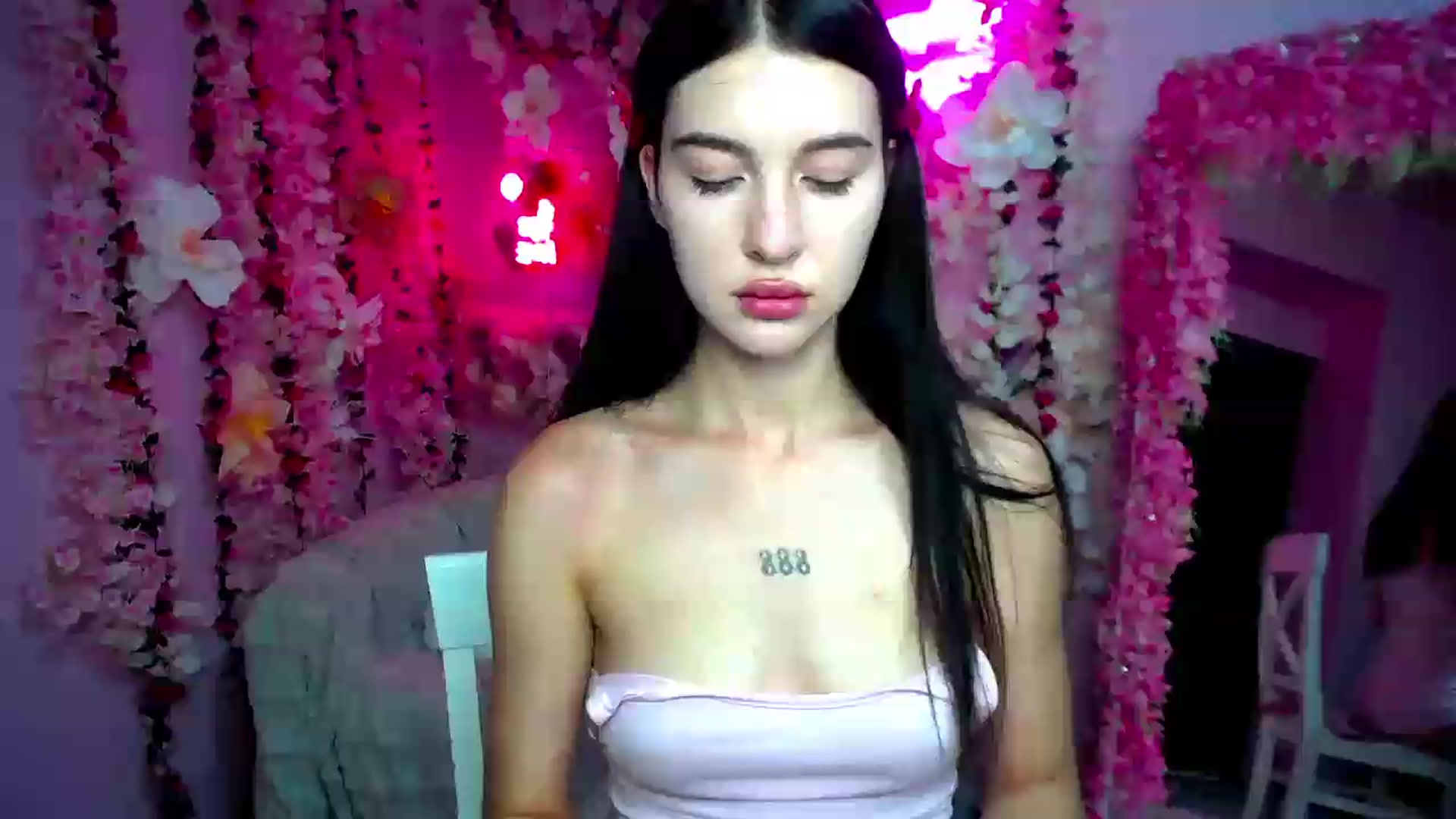 Gallery image thumbnail from GraceBennet's myfreecams stream on, 07/28/2026, 10:55 image 13 of 20