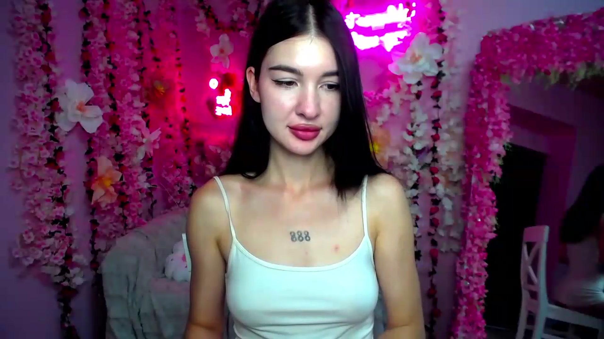 Gallery image thumbnail from GraceBennet's myfreecams stream on, 07/29/2026, 10:14 image 17 of 20