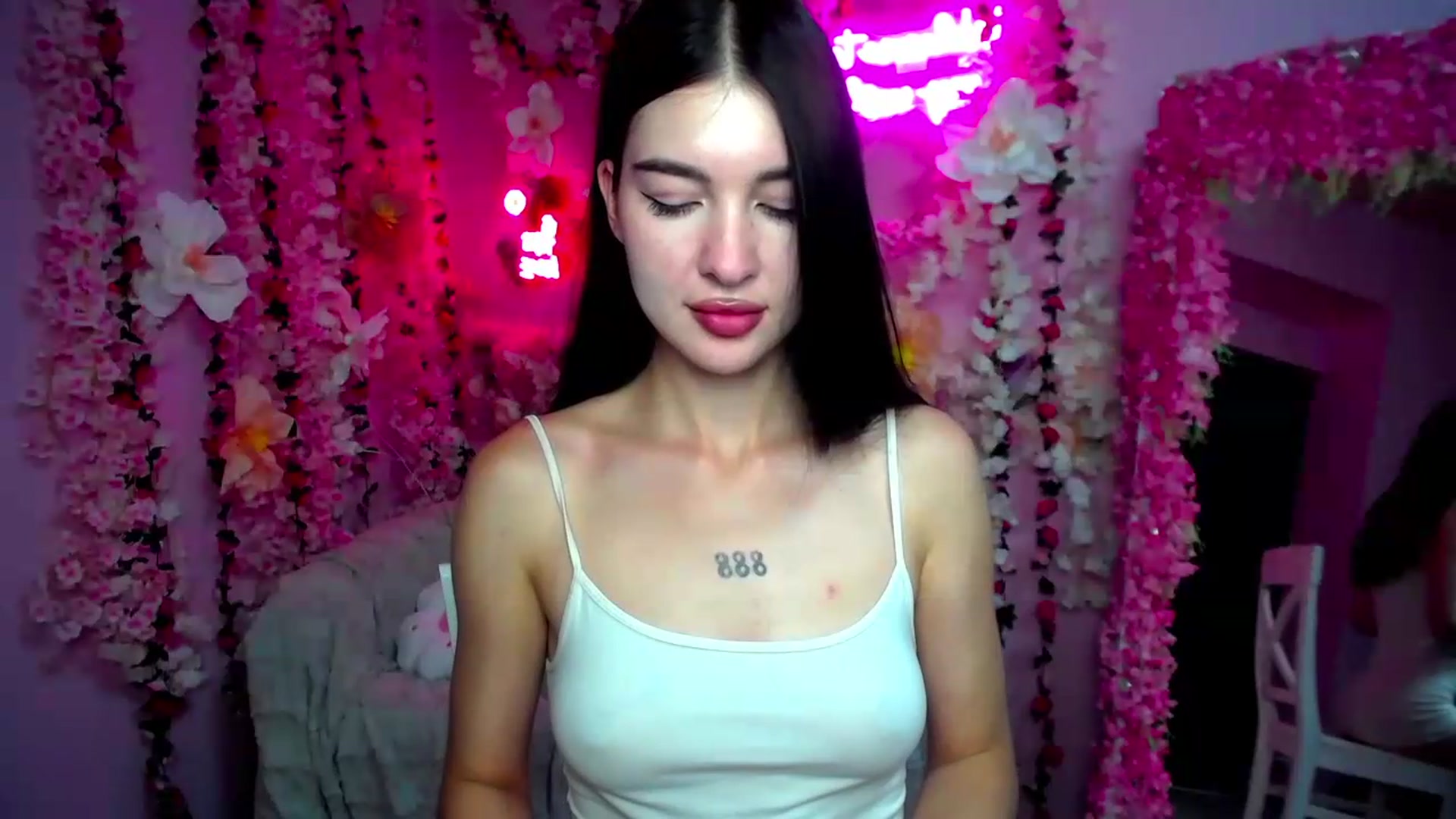 Gallery image thumbnail from GraceBennet's myfreecams stream on, 07/29/2026, 10:14 image 11 of 20