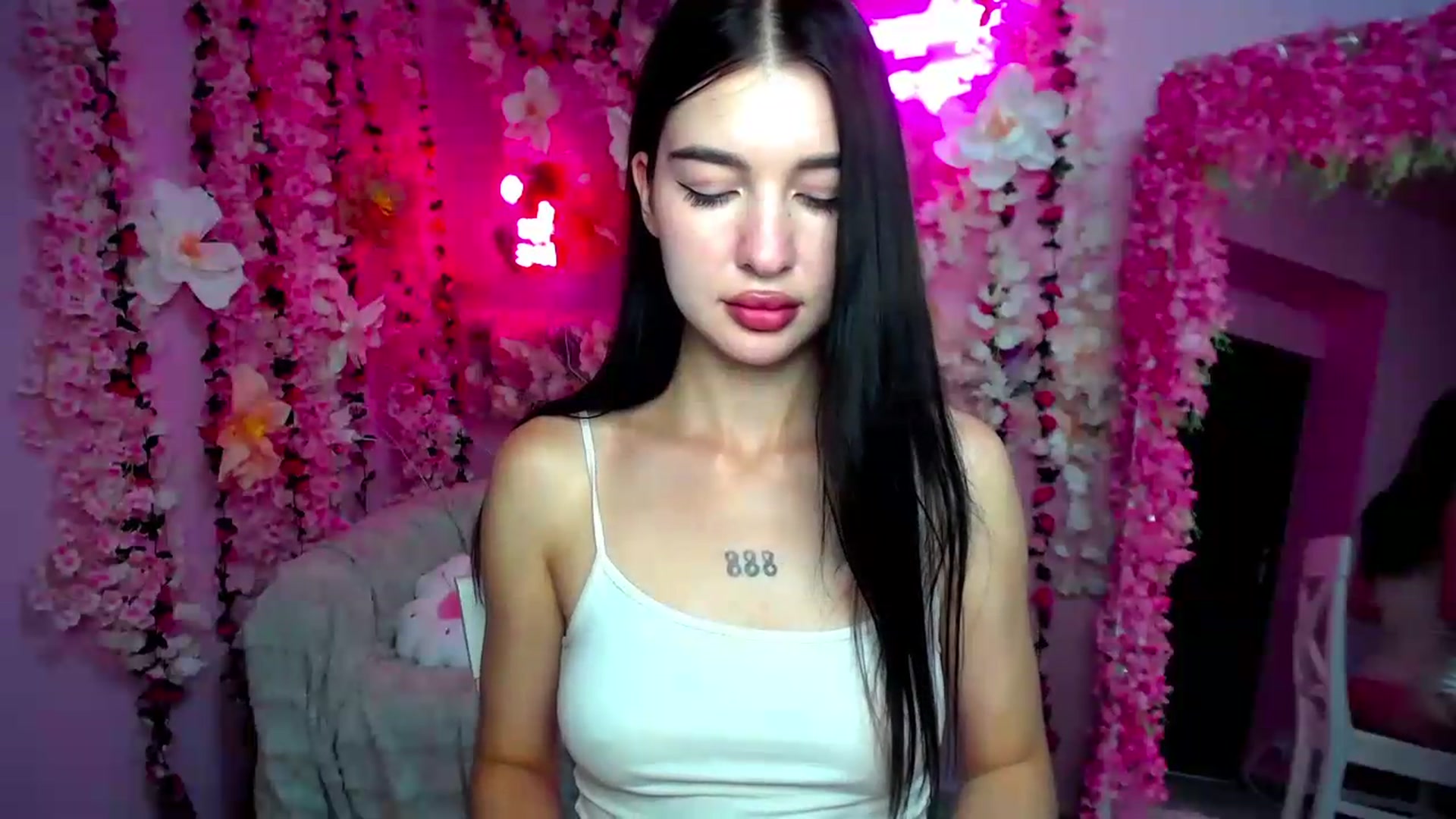 Gallery image thumbnail from GraceBennet's myfreecams stream on, 07/29/2026, 11:09 image 15 of 20