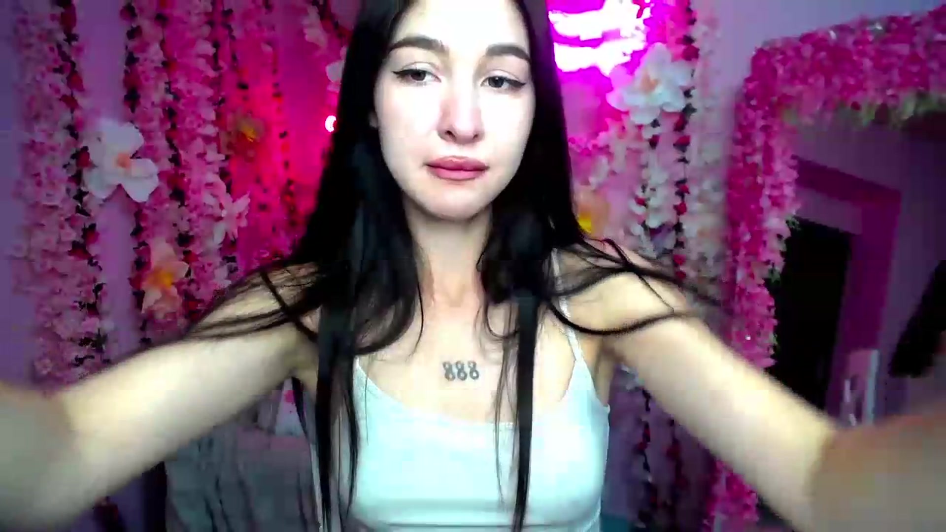 Gallery image thumbnail from GraceBennet's myfreecams stream on, 07/29/2026, 11:09 image 14 of 20