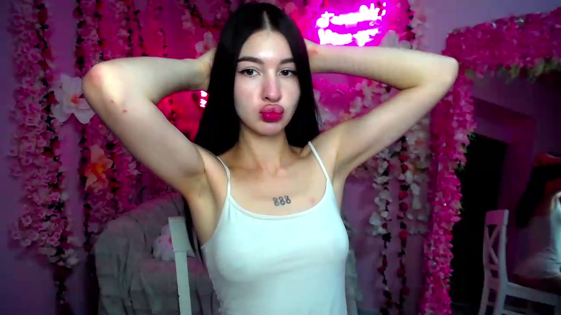 Gallery image thumbnail from GraceBennet's myfreecams stream on, 07/29/2026, 11:09 image 4 of 20