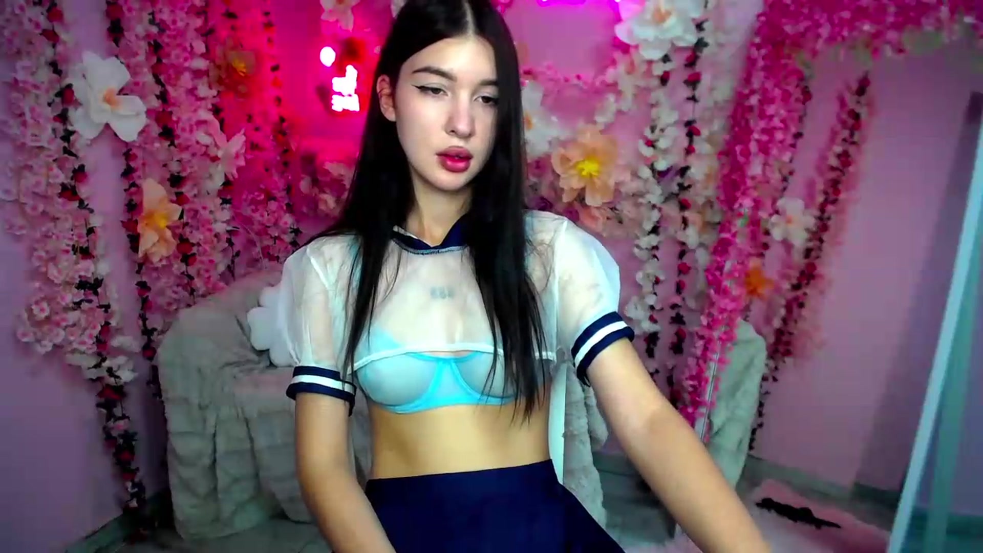 Gallery image thumbnail from GraceBennet's myfreecams stream on, 07/31/2026, 10:27 image 4 of 20