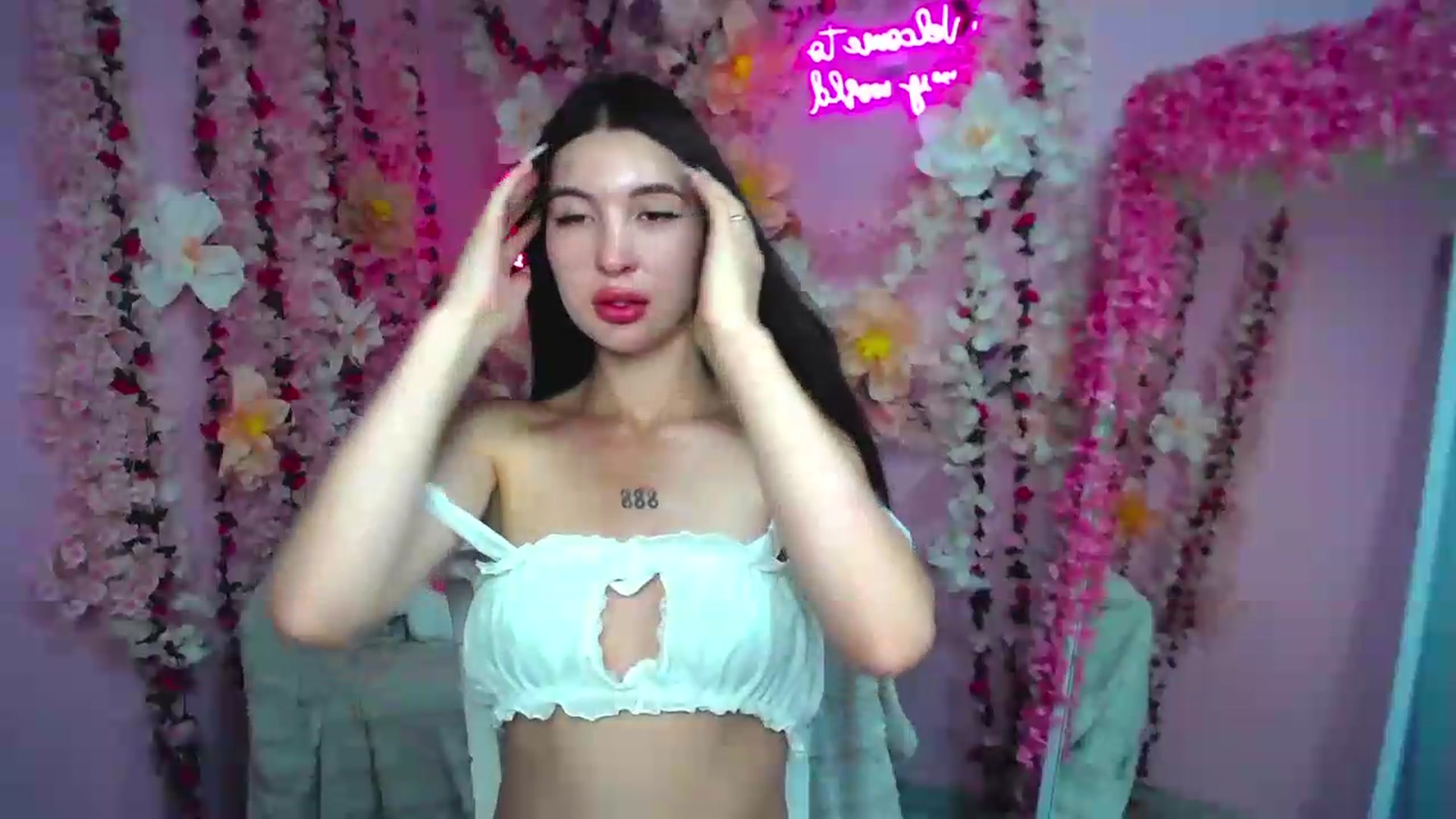 Gallery image thumbnail from GraceBennet's myfreecams stream on, 08/05/2026, 11:02 image 5 of 20