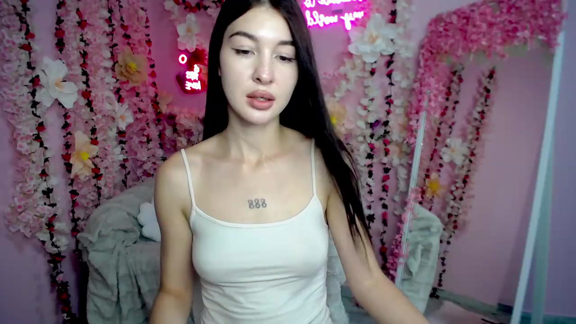 Gallery image thumbnail from GraceBennet's myfreecams stream on, 08/12/2026, 11:00 image 20 of 20