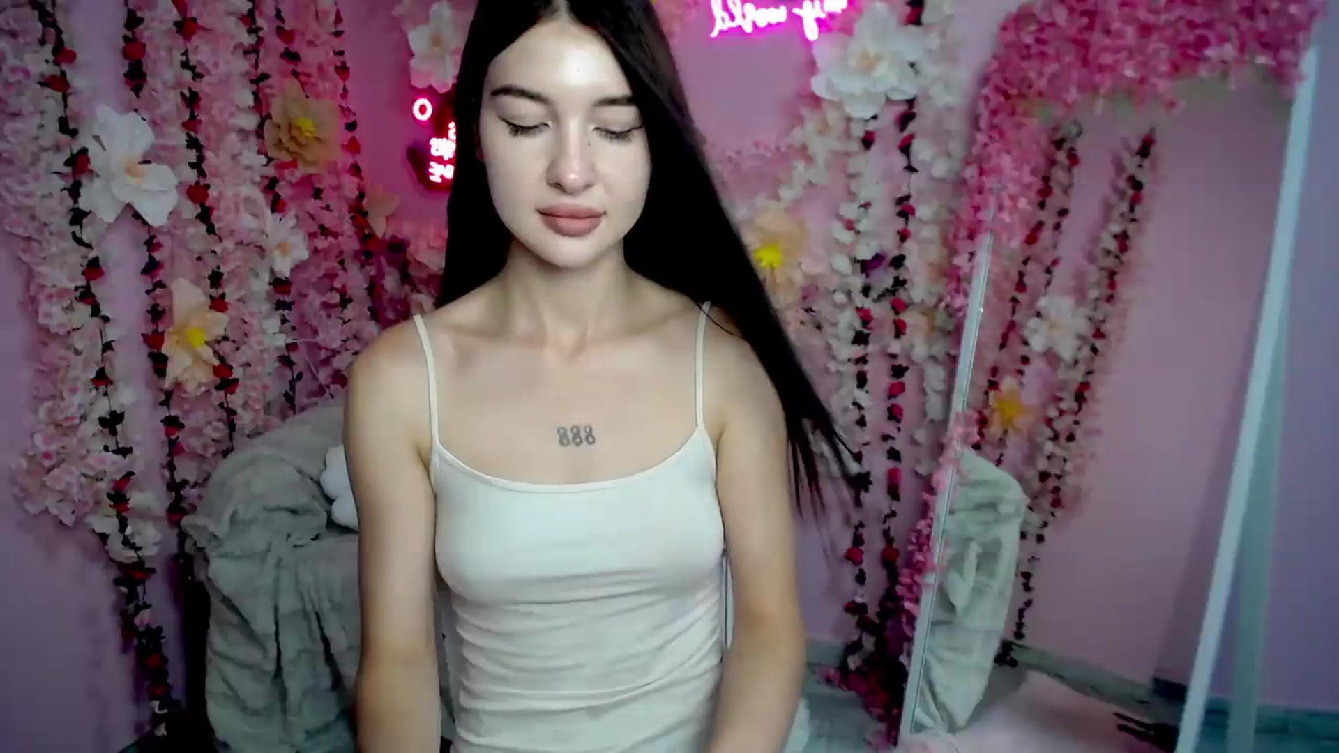 Gallery image thumbnail from GraceBennet's myfreecams stream on, 08/12/2026, 11:00 image 7 of 20
