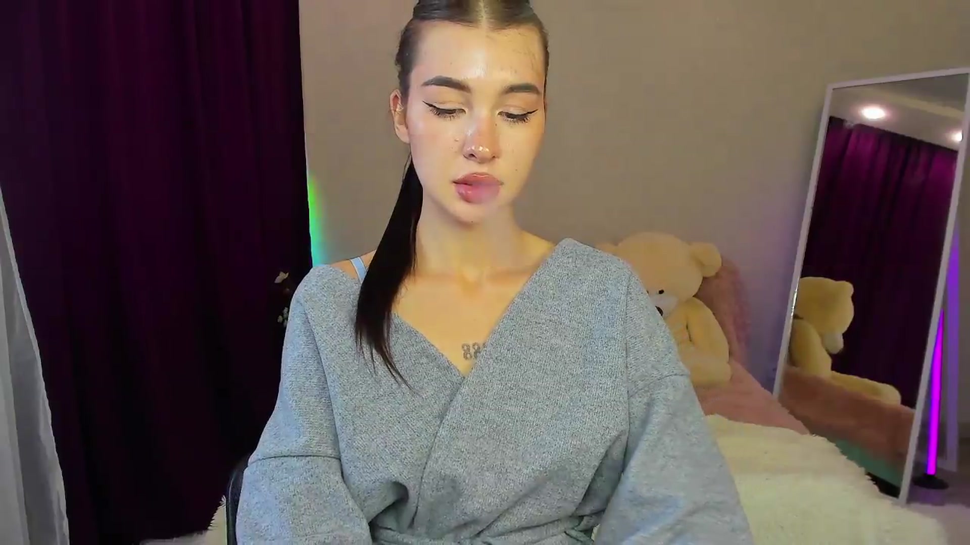Gallery image thumbnail from GraceBennet's myfreecams stream on, 09/09/2026, 10:52 image 17 of 20