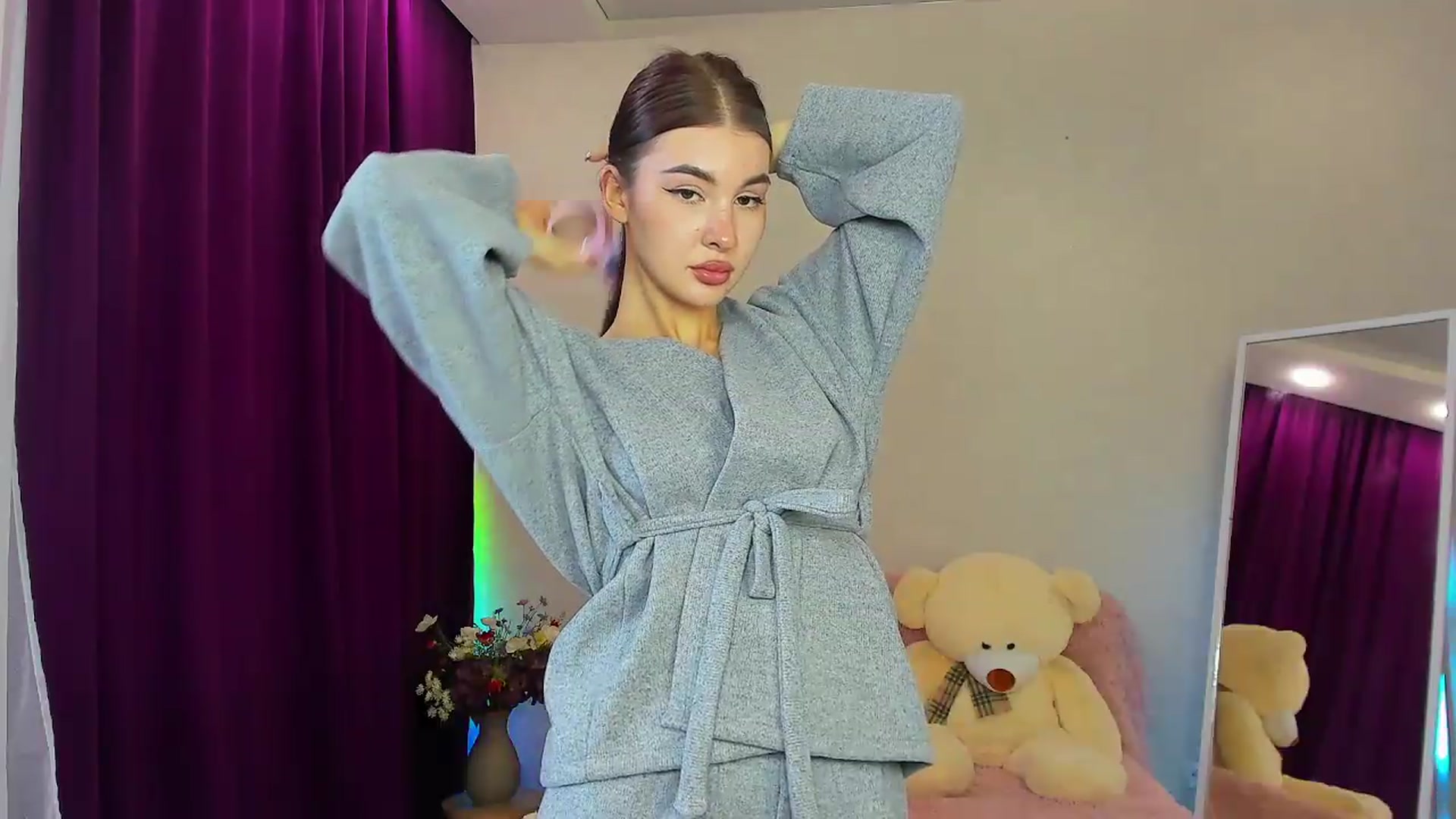Gallery image thumbnail from GraceBennet's myfreecams stream on, 09/09/2026, 10:52 image 3 of 20