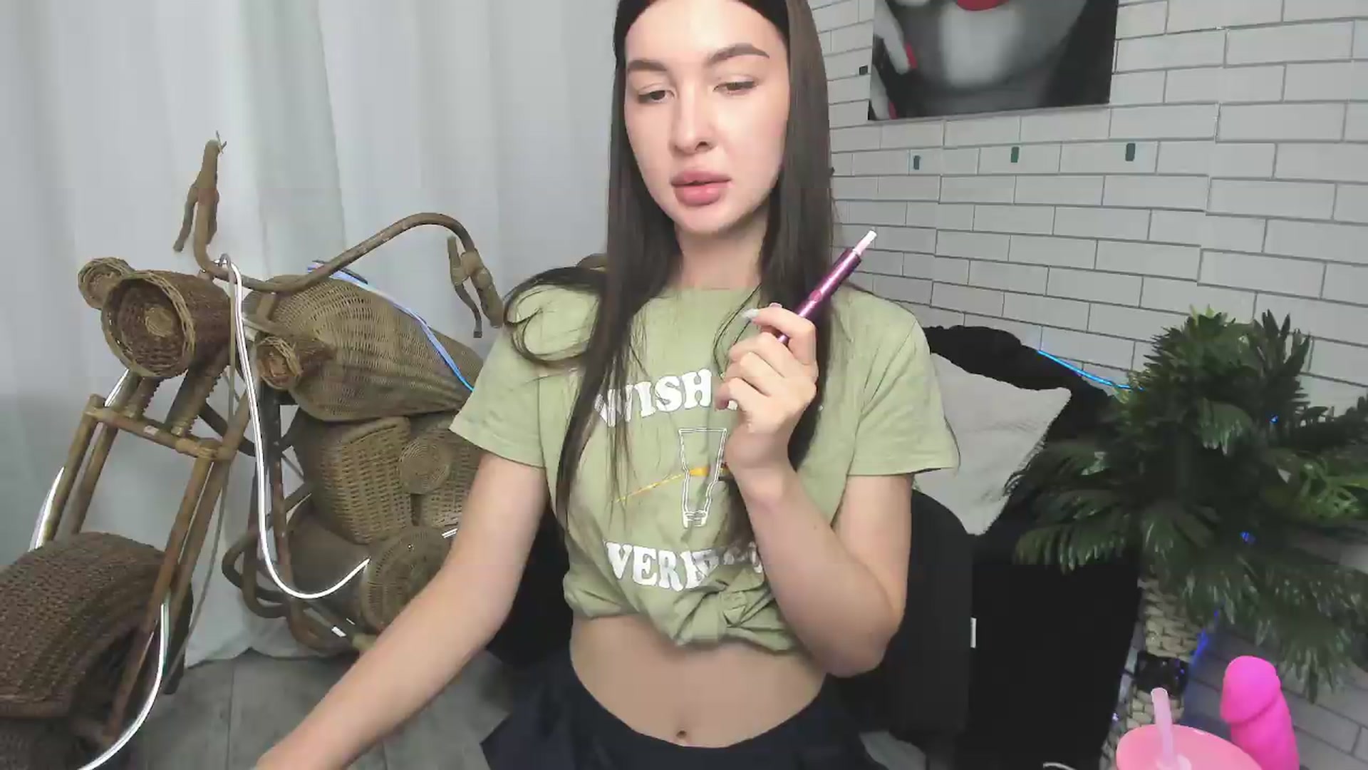 Gallery image thumbnail from GraceBennet's myfreecams stream on, 09/22/2026, 12:40 image 2 of 20