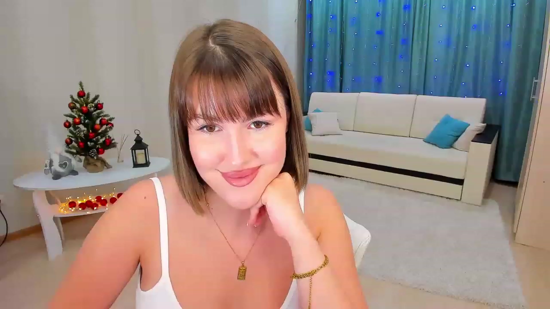 Gallery image thumbnail from GracePanther's myfreecams stream on, 12/15/2022, 05:49 image 19 of 20