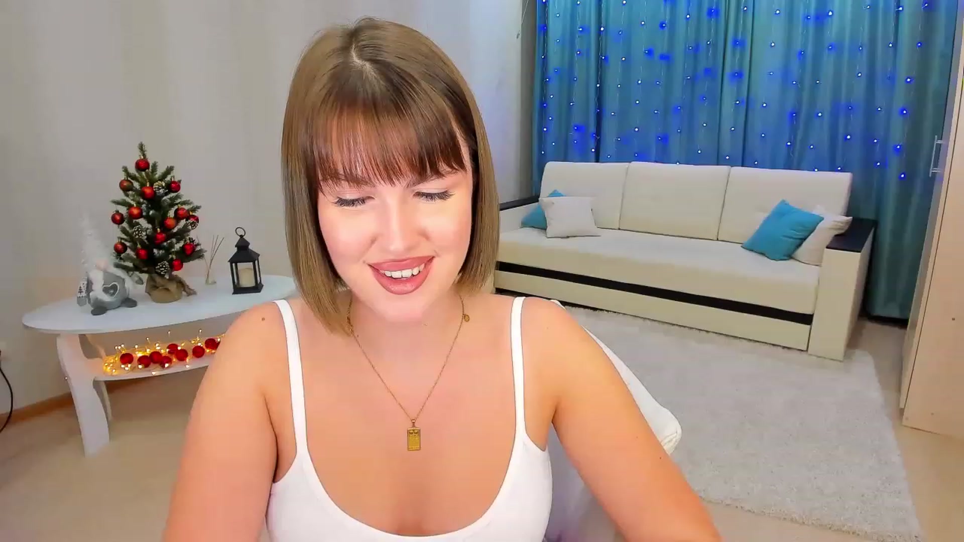 Gallery image thumbnail from GracePanther's myfreecams stream on, 12/15/2022, 05:49 image 17 of 20