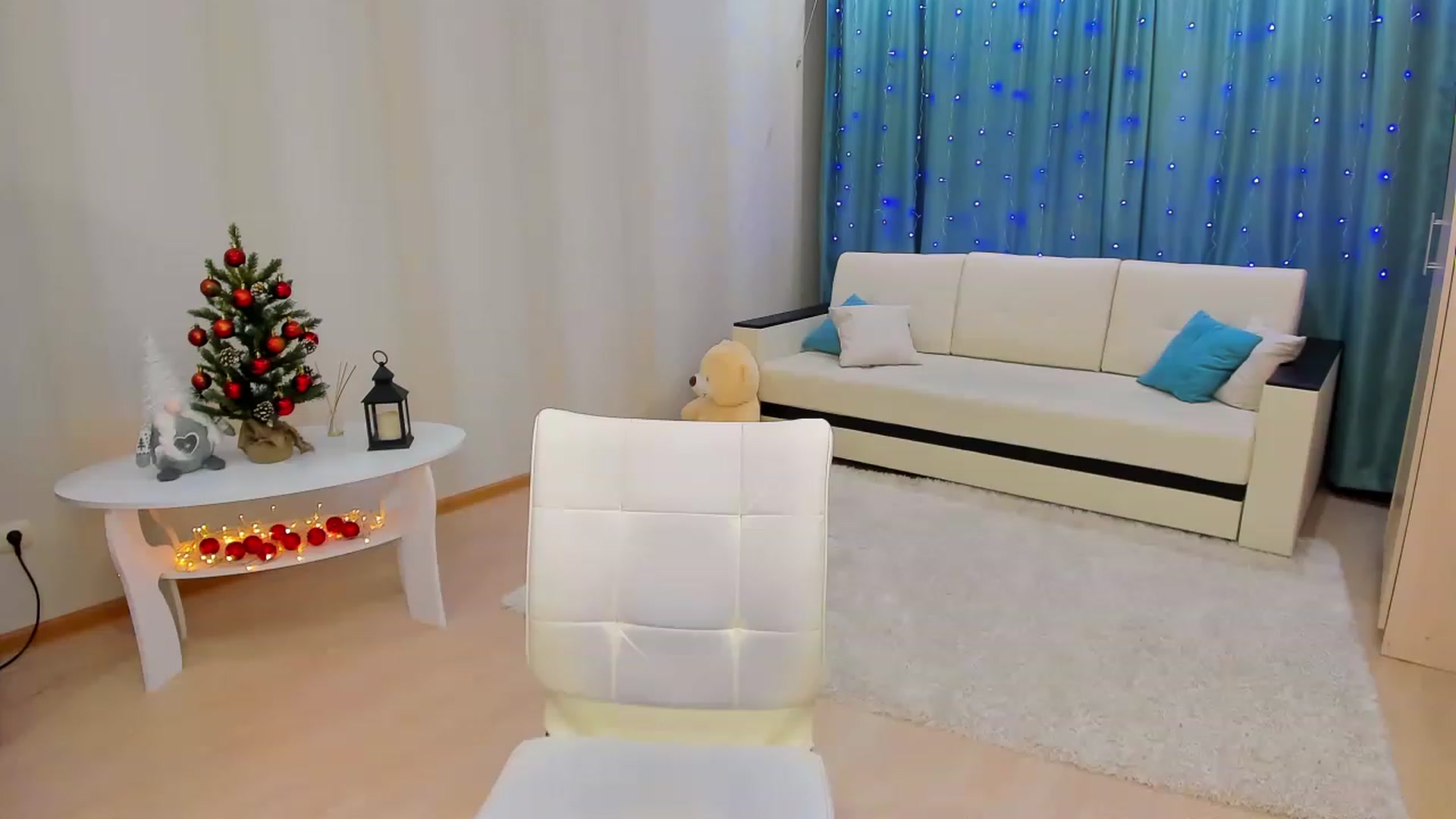 Gallery image thumbnail from GracePanther's myfreecams stream on, 12/15/2022, 07:31 image 15 of 20