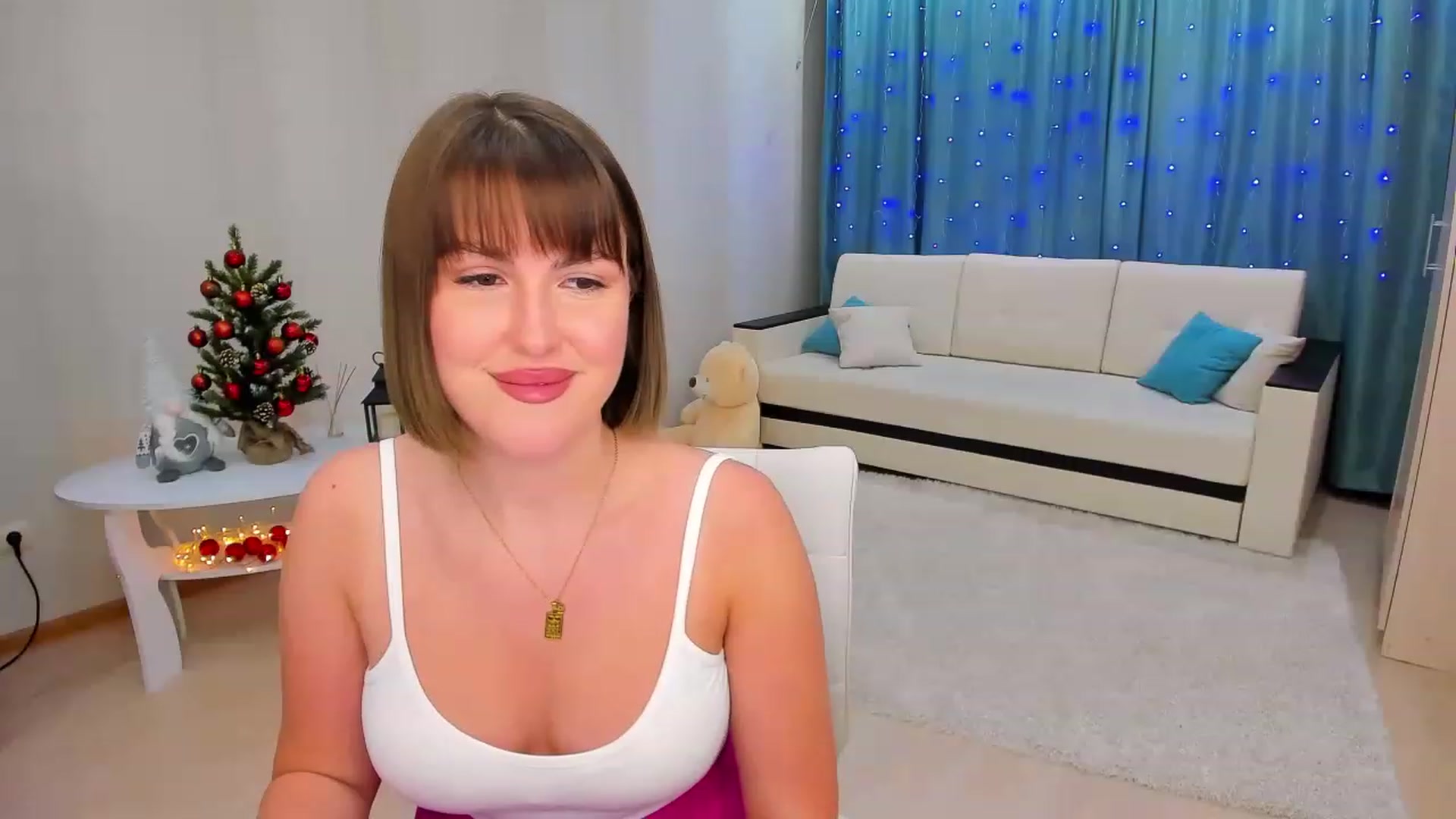Gallery image thumbnail from GracePanther's myfreecams stream on, 12/15/2022, 07:31 image 17 of 20
