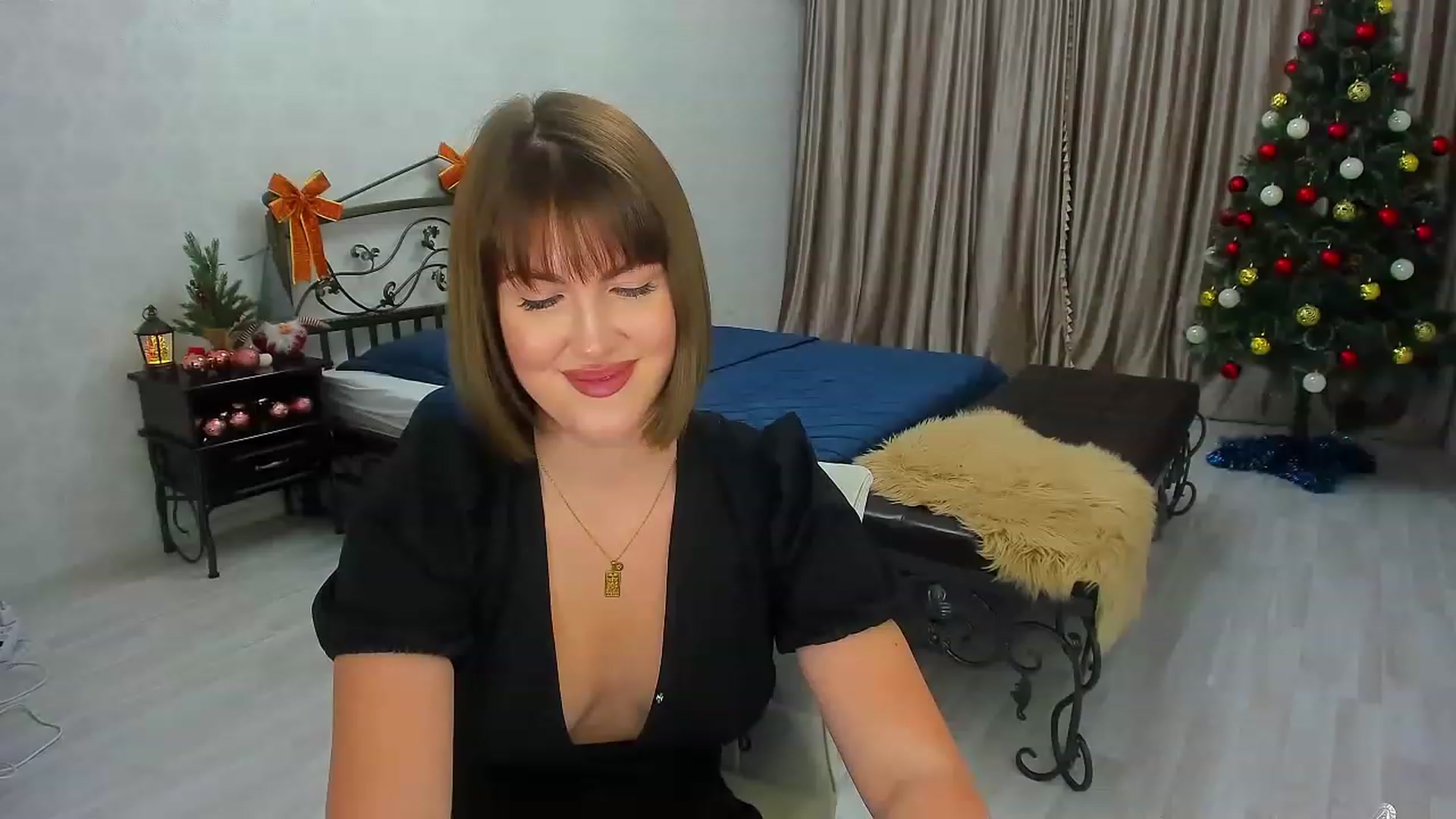 Gallery image thumbnail from GracePanther's myfreecams stream on, 12/17/2022, 06:54 image 11 of 20