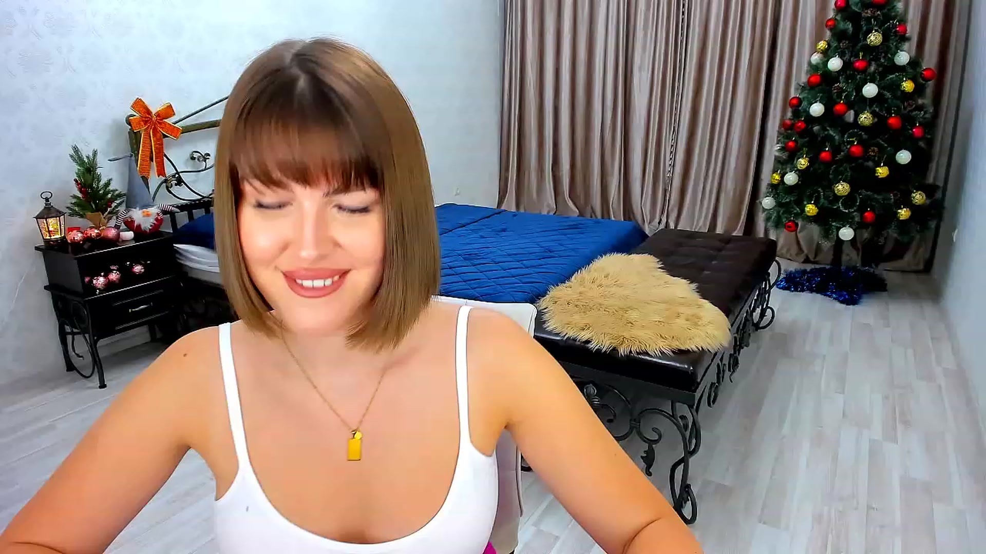 Gallery image thumbnail from GracePanther's myfreecams stream on, 12/21/2022, 03:06 image 9 of 20