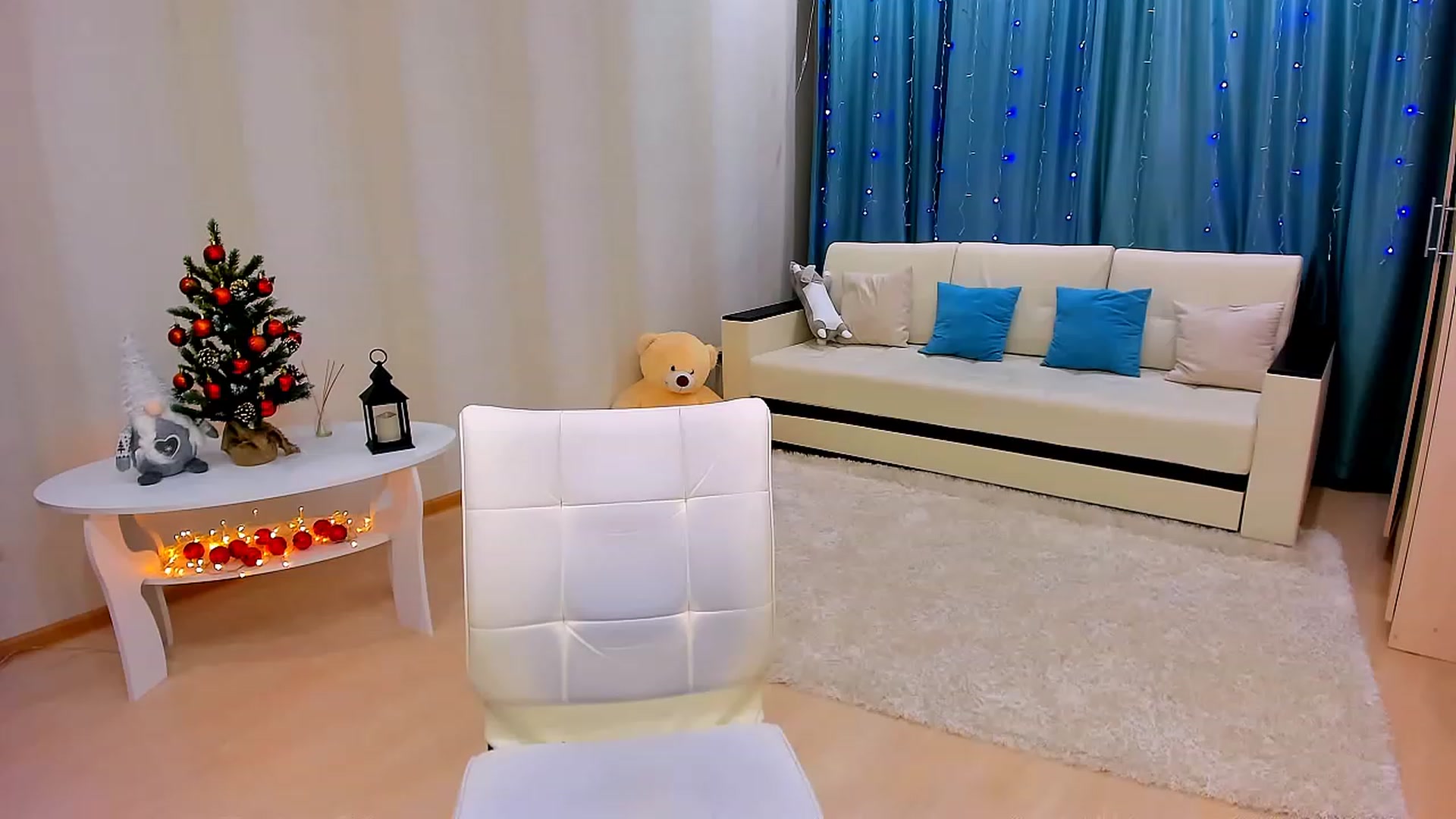 Gallery image thumbnail from GracePanther's myfreecams stream on, 12/22/2022, 02:53 image 19 of 20