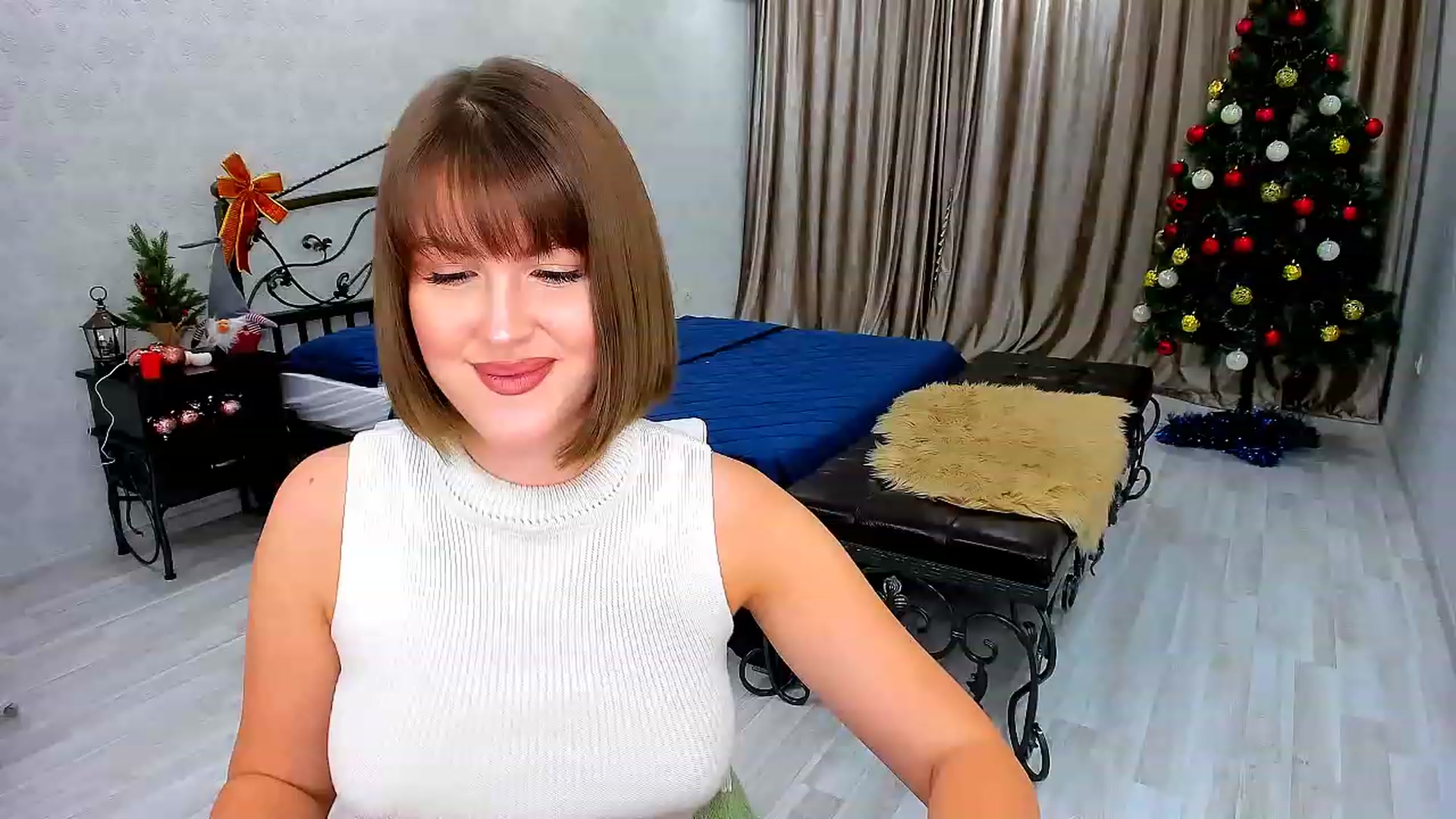 Gallery image thumbnail from GracePanther's myfreecams stream on, 12/26/2022, 03:47 image 9 of 20