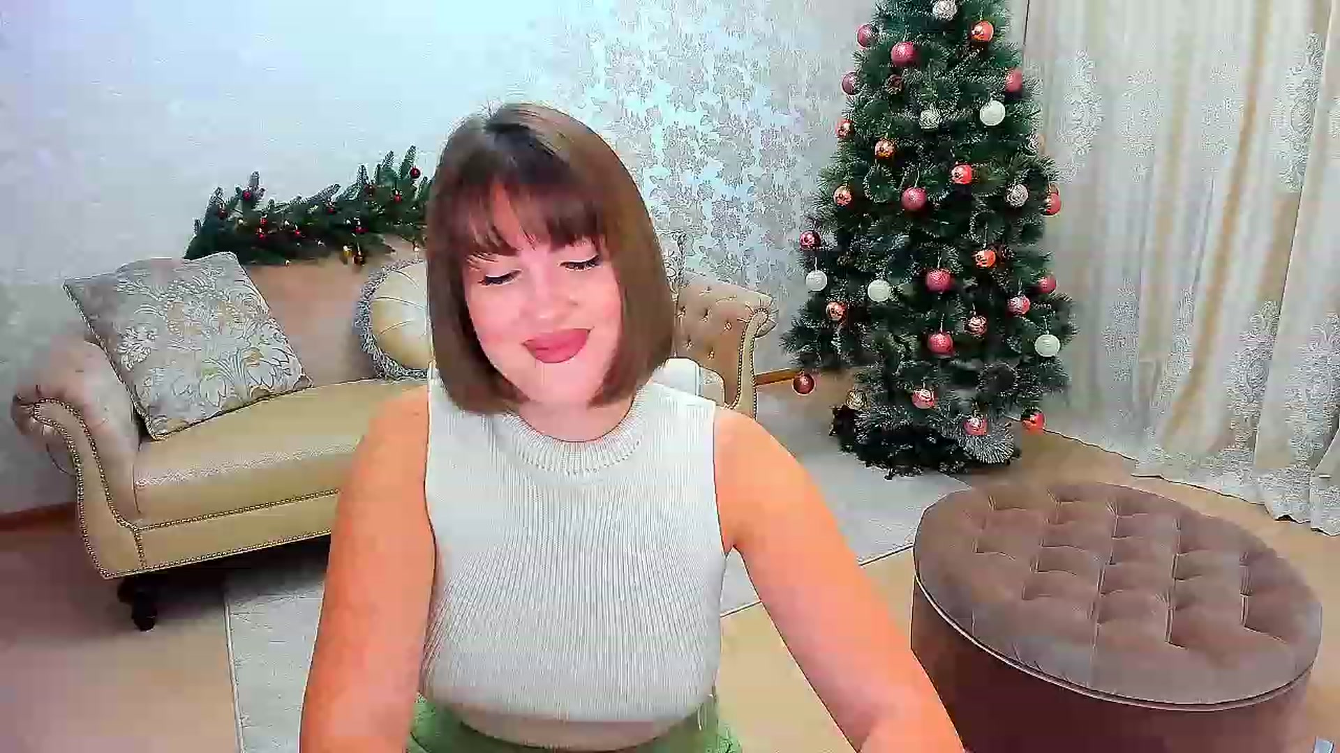 Gallery image thumbnail from GracePanther's myfreecams stream on, 12/27/2022, 04:07 image 14 of 20