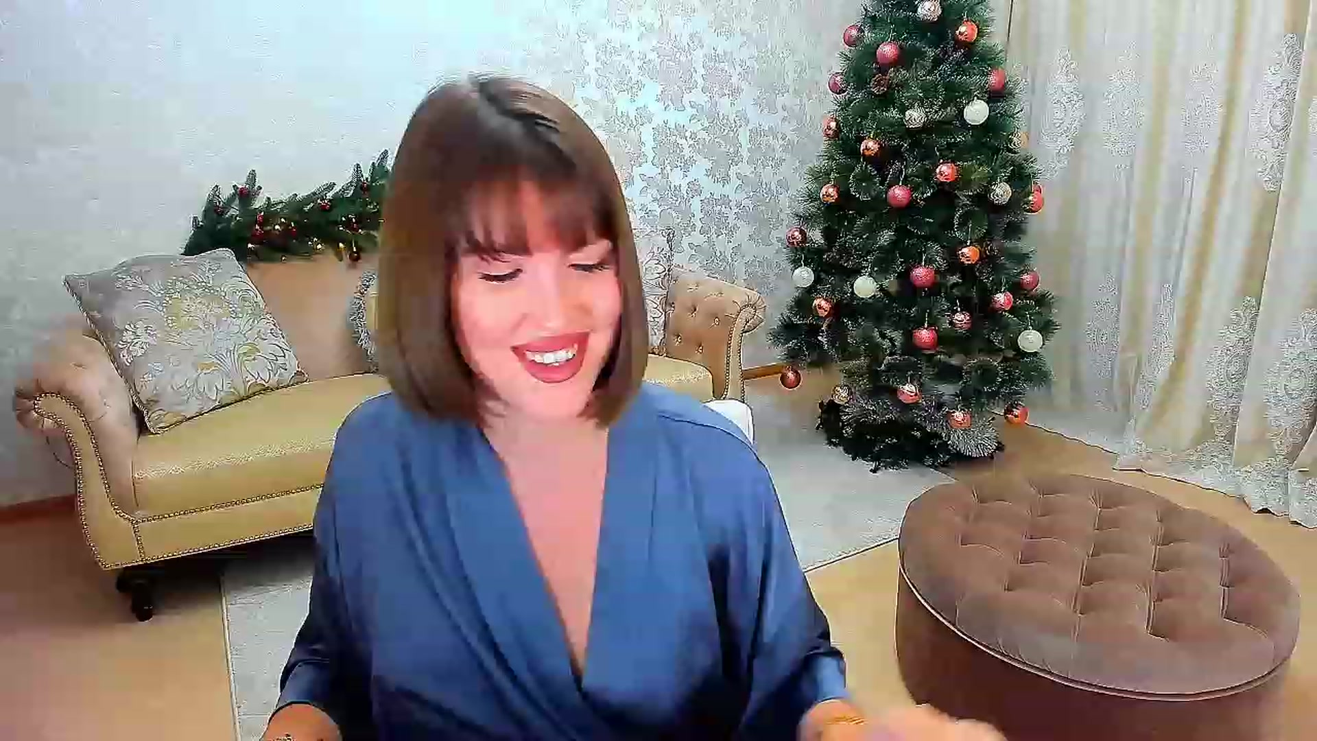 Gallery image thumbnail from GracePanther's myfreecams stream on, 12/27/2022, 04:07 image 19 of 20