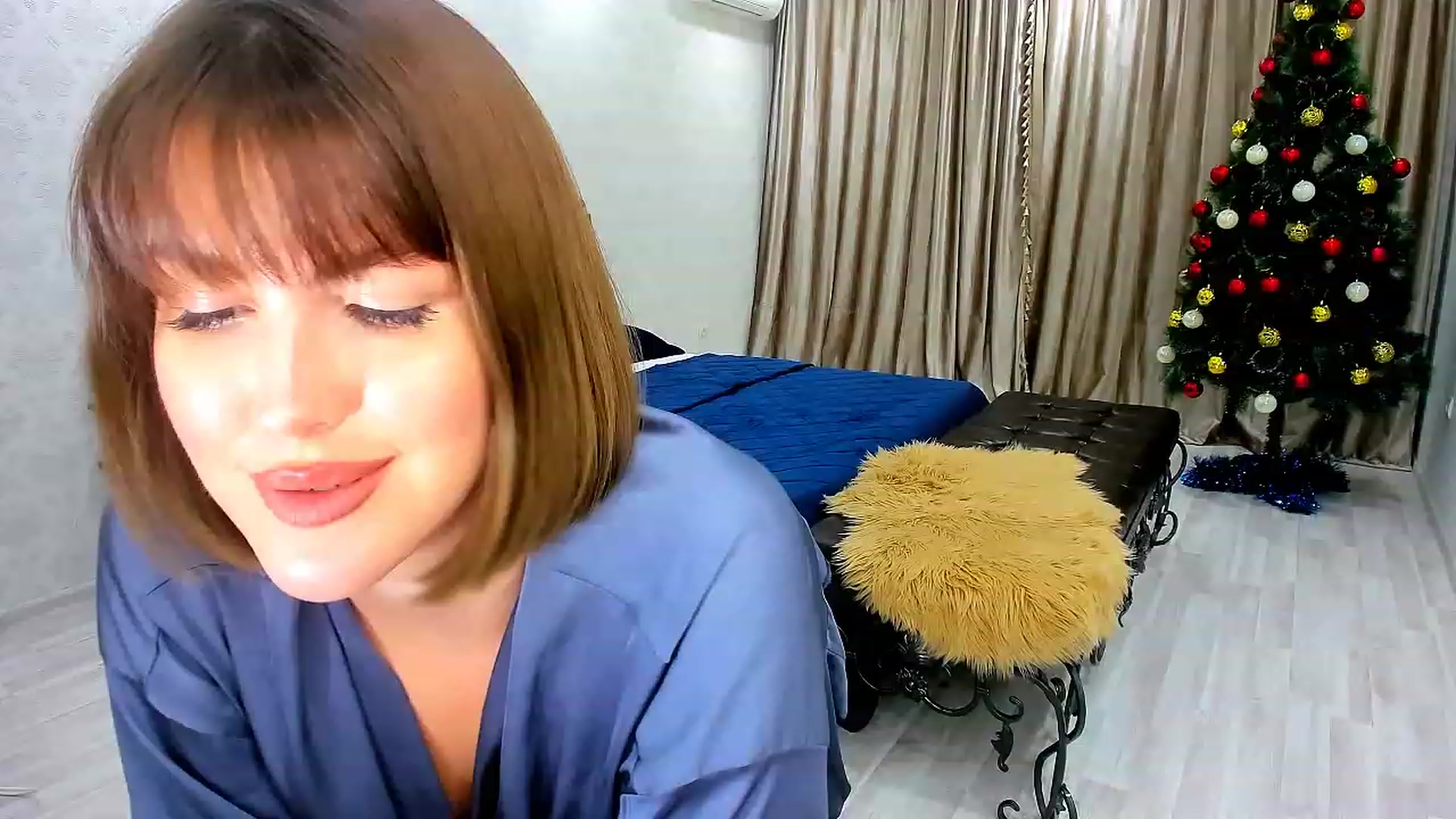 Gallery image thumbnail from GracePanther's myfreecams stream on, 12/28/2022, 10:18 image 7 of 20