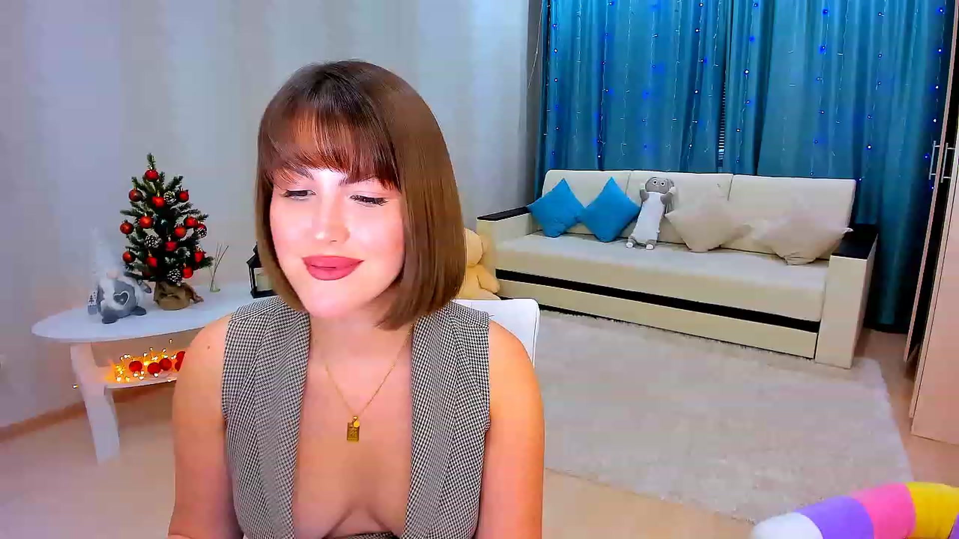 Gallery image thumbnail from GracePanther's myfreecams stream on, 12/29/2022, 07:01 image 2 of 20