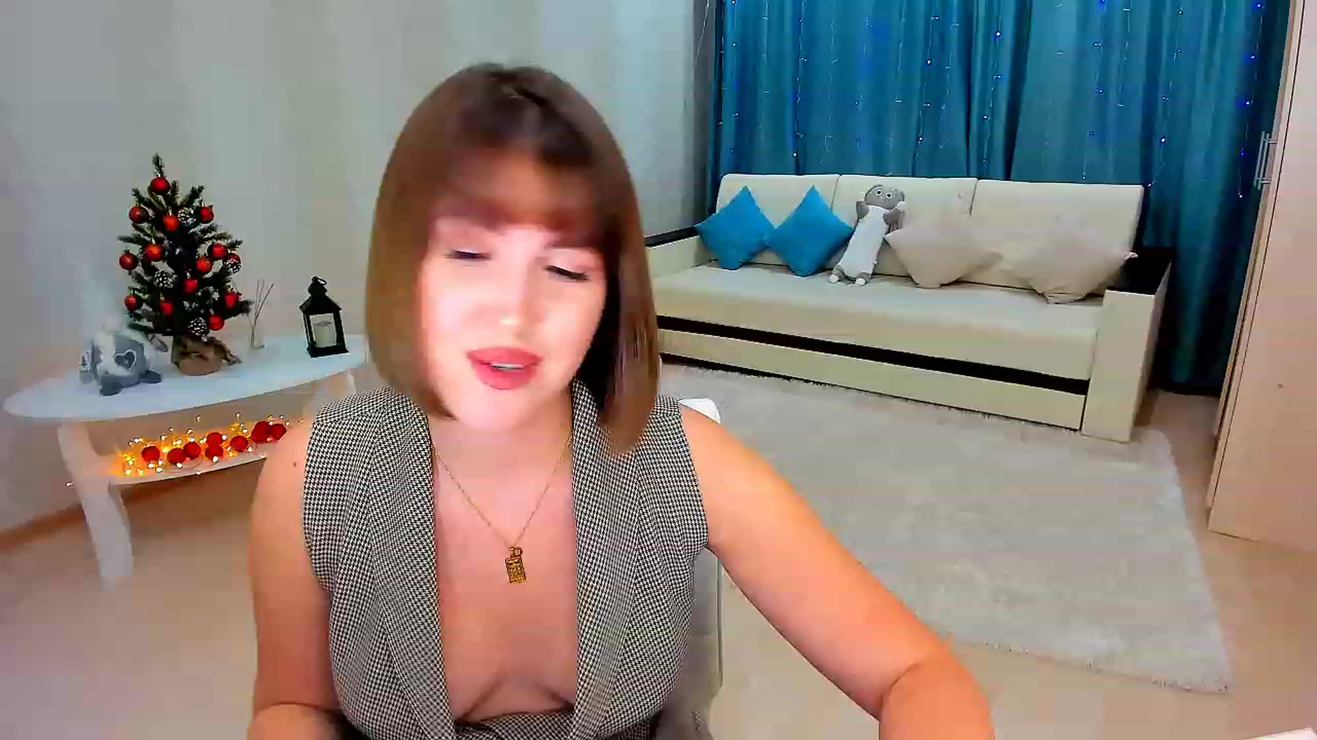 Gallery image thumbnail from GracePanther's myfreecams stream on, 12/29/2022, 09:06 image 12 of 20
