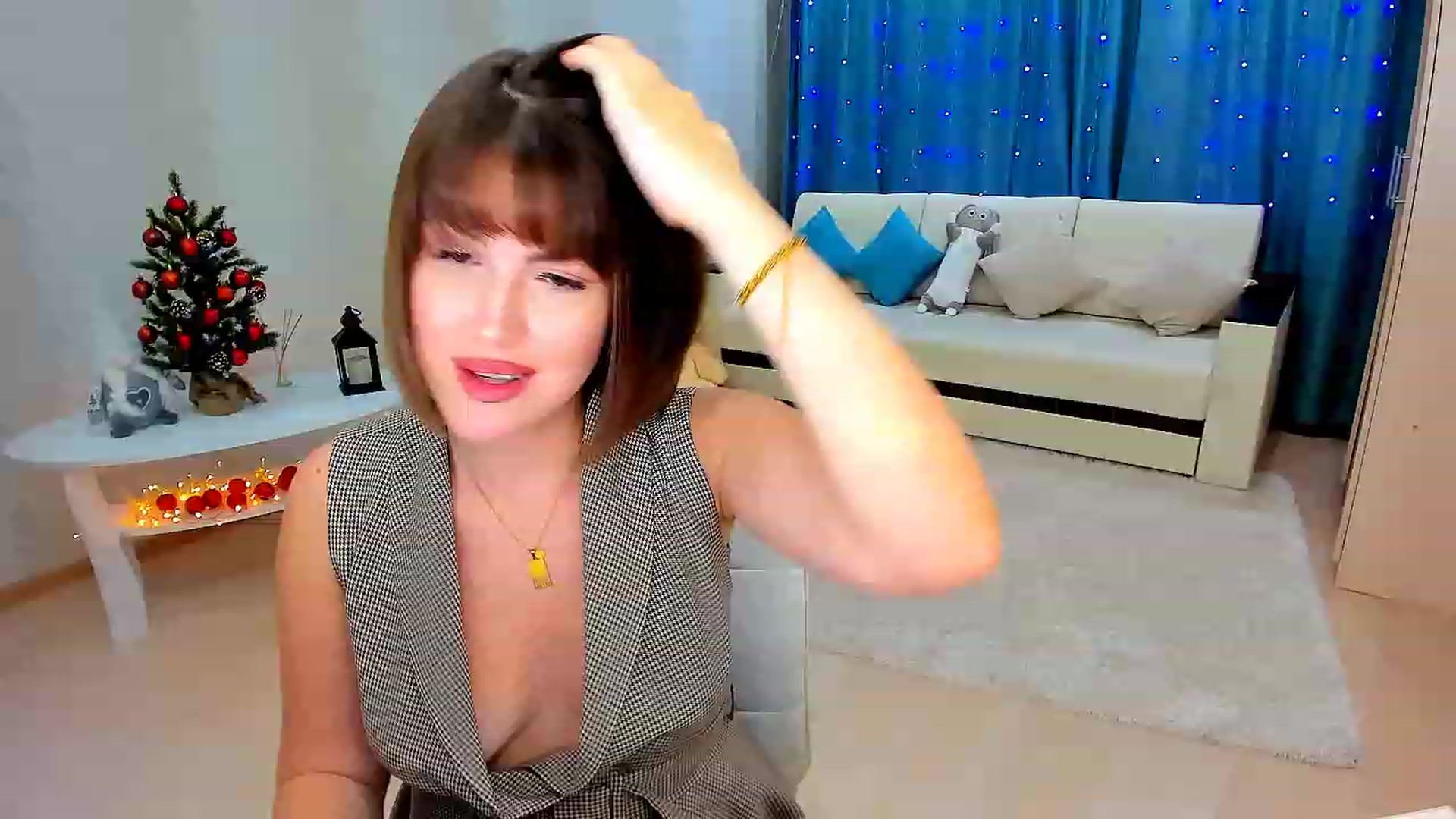Gallery image thumbnail from GracePanther's myfreecams stream on, 12/29/2022, 09:06 image 11 of 20