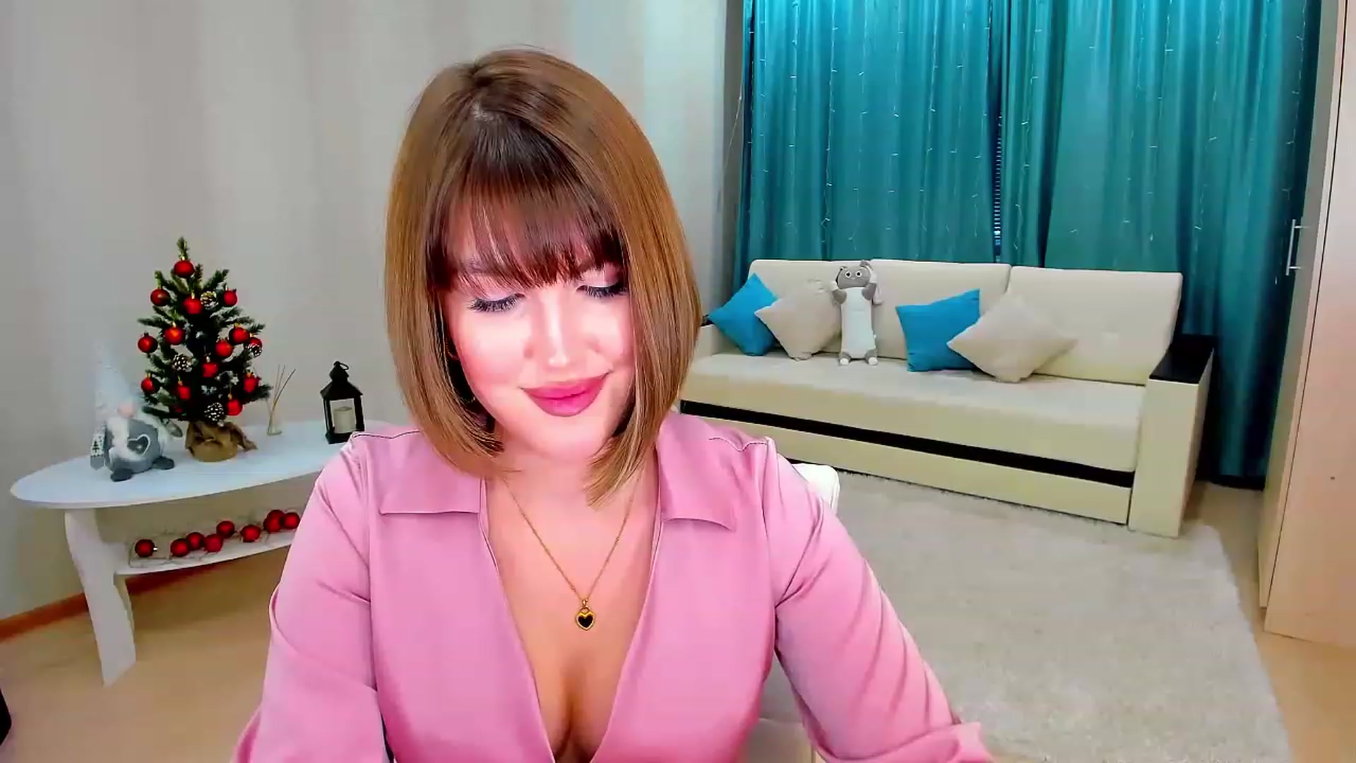 Gallery image thumbnail from GracePanther's myfreecams stream on, 01/16/2023, 07:20 image 5 of 20