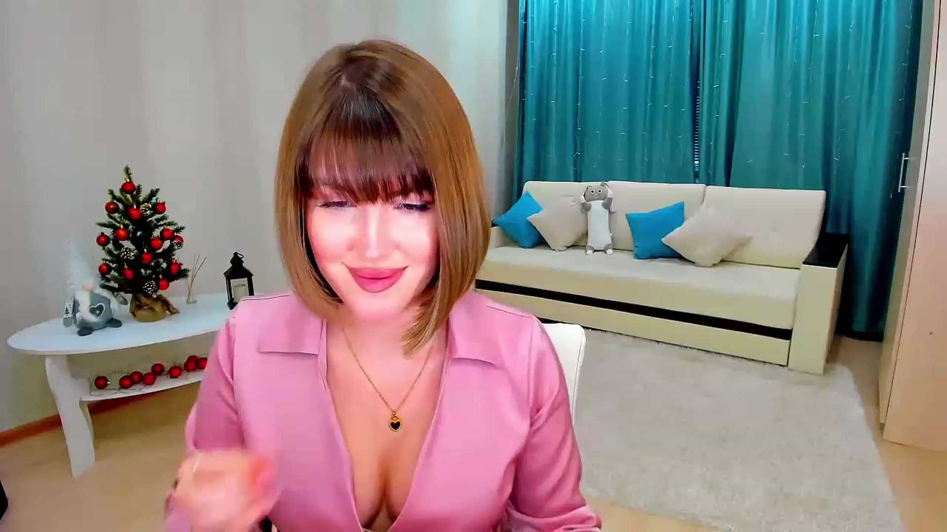 Gallery image thumbnail from GracePanther's myfreecams stream on, 01/16/2023, 07:20 image 8 of 20