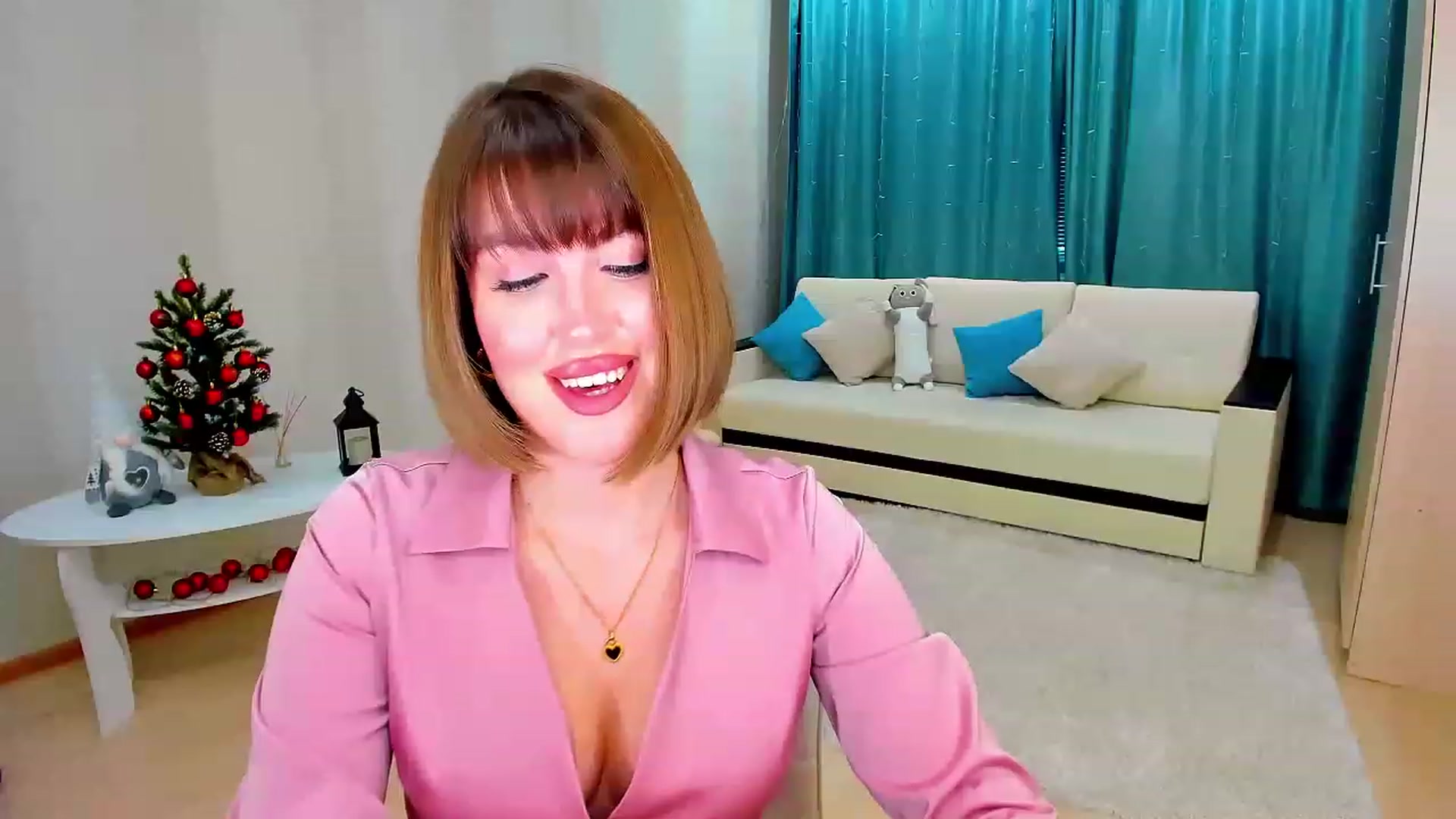 Gallery image thumbnail from GracePanther's myfreecams stream on, 01/16/2023, 07:20 image 18 of 20