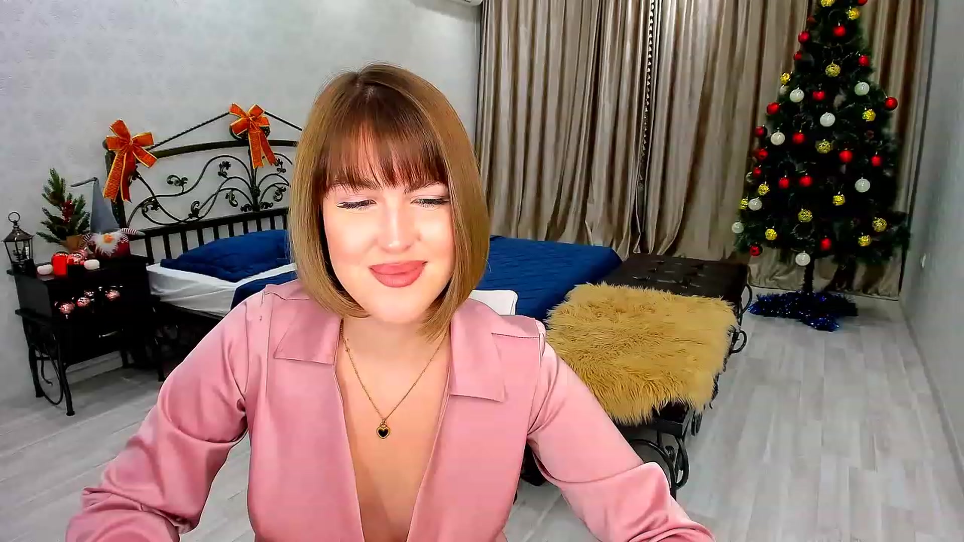 Gallery image thumbnail from GracePanther's myfreecams stream on, 01/17/2023, 04:57 image 9 of 20