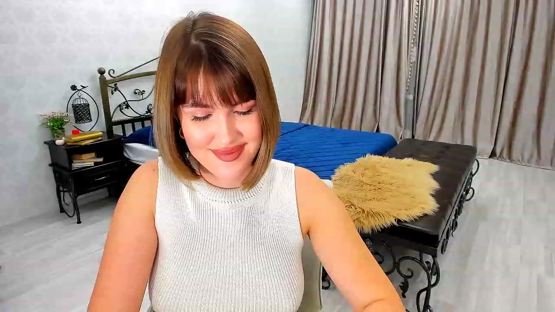 Gallery image thumbnail from GracePanther's myfreecams stream on, 01/23/2023, 07:18 image 7 of 20
