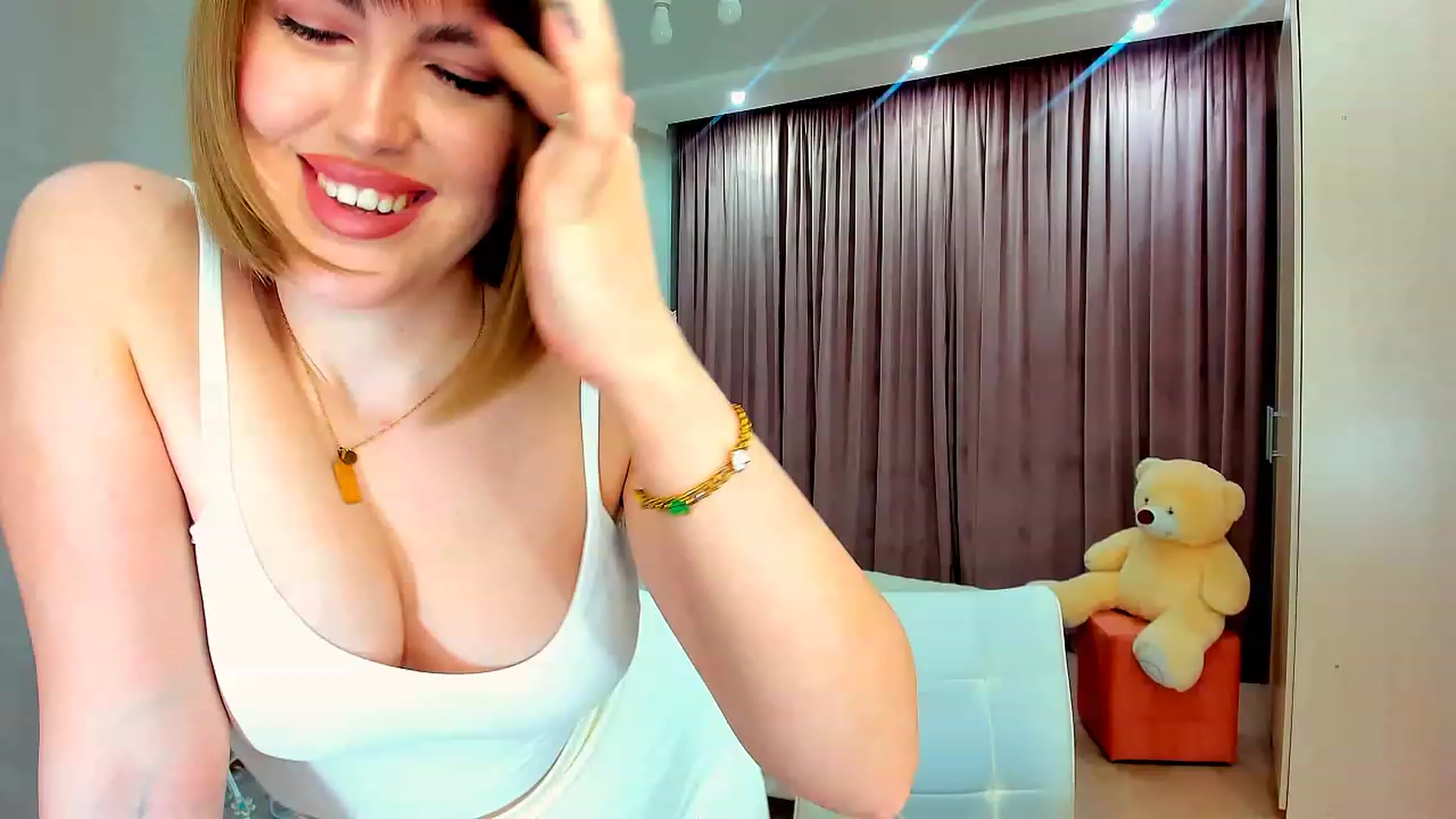 Gallery image thumbnail from GracePanther's myfreecams stream on, 02/12/2023, 05:47 image 4 of 20