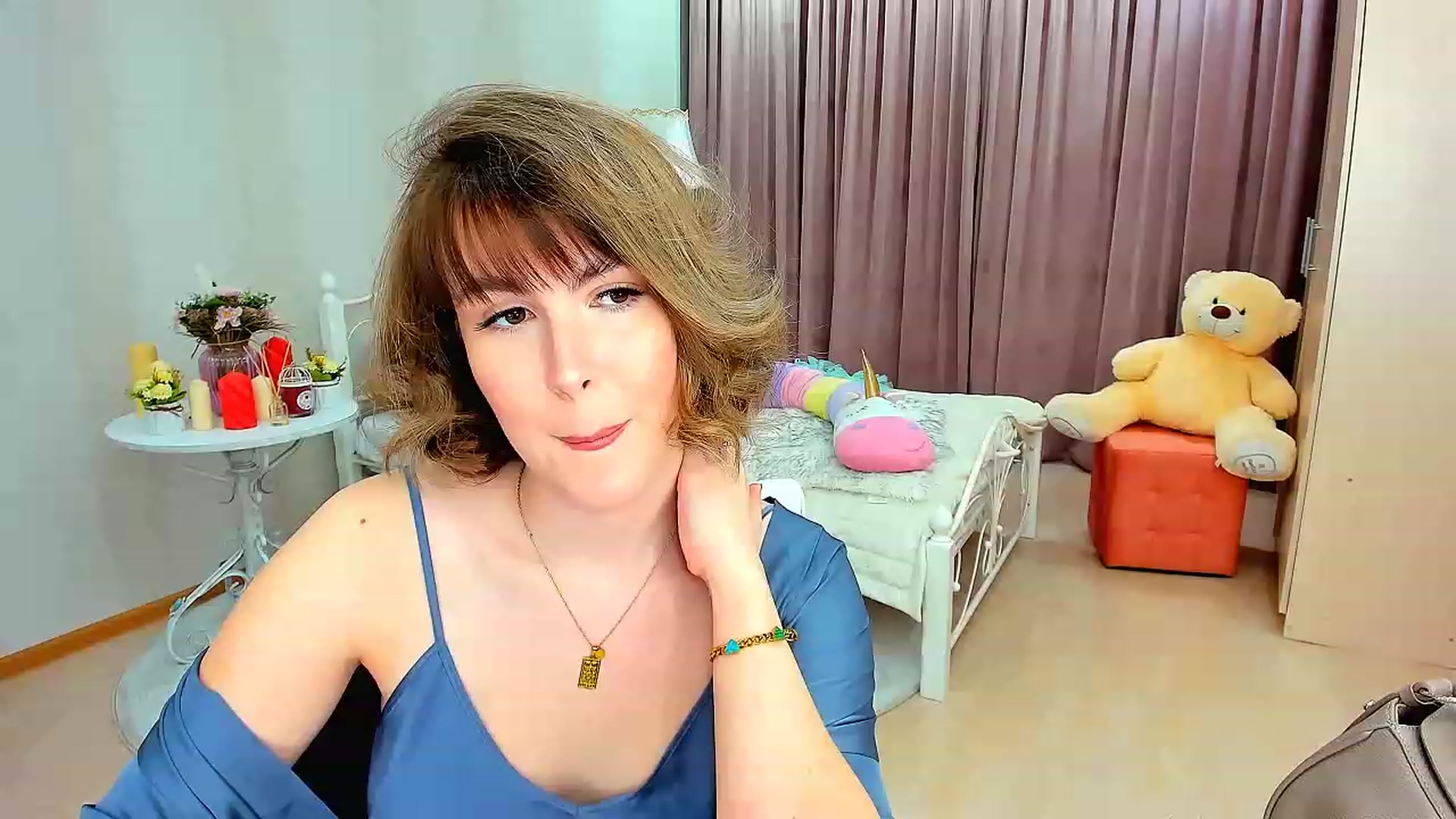 Gallery image thumbnail from GracePanther's myfreecams stream on, 02/19/2023, 04:13 image 1 of 20