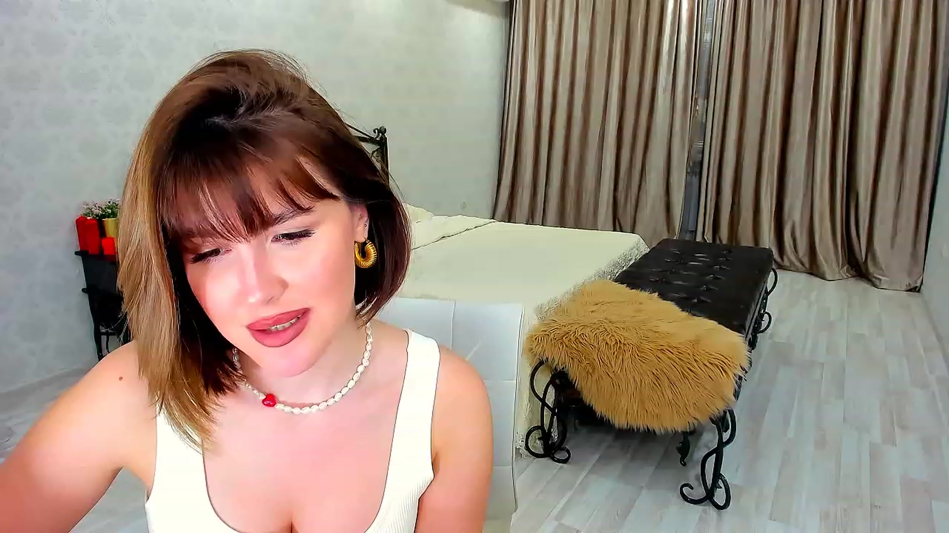 Gallery image thumbnail from GracePanther's myfreecams stream on, 02/27/2023, 07:12 image 16 of 20