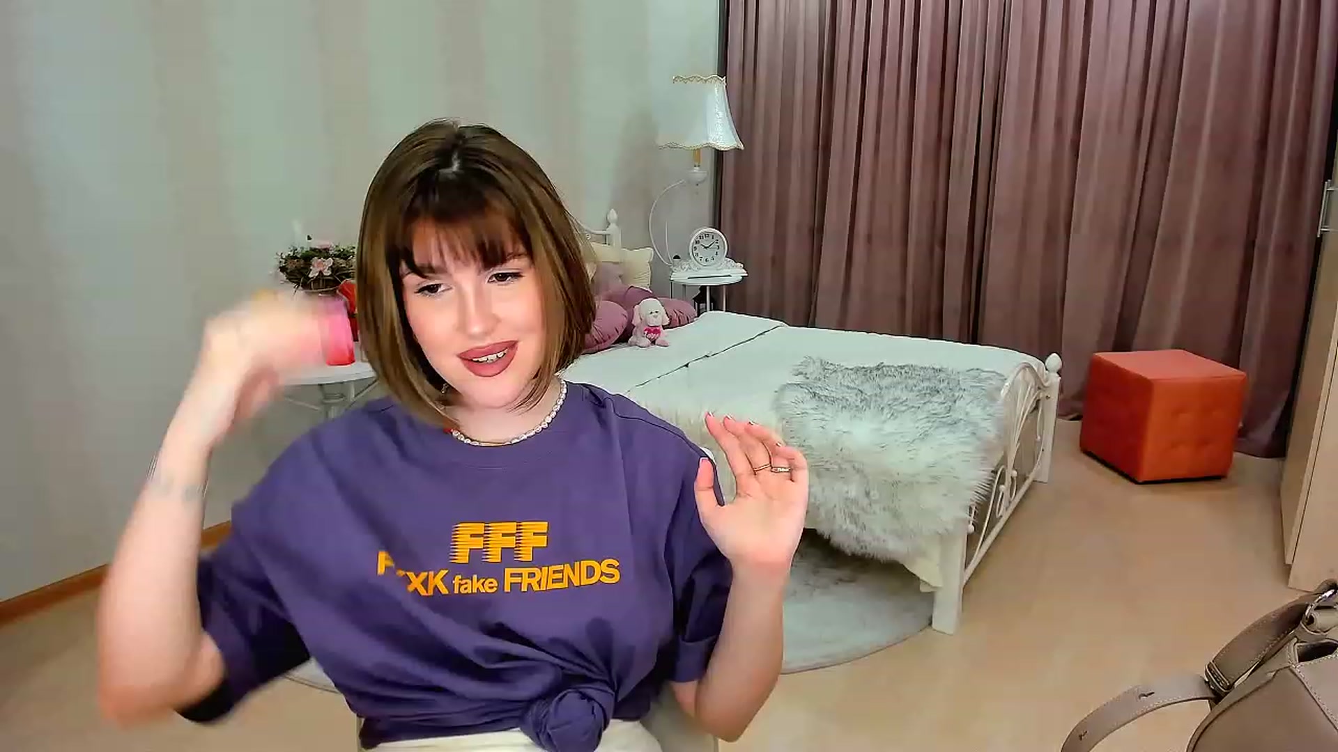 Gallery image thumbnail from GracePanther's myfreecams stream on, 03/05/2023, 09:48 image 6 of 20