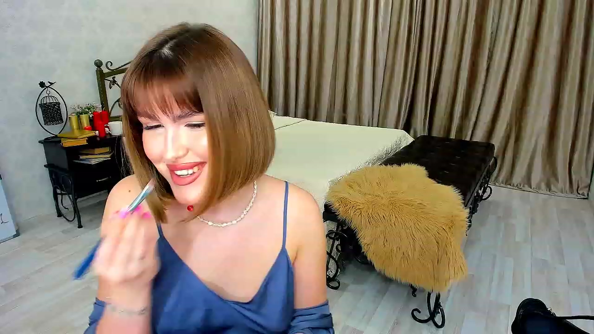 Gallery image thumbnail from GracePanther's myfreecams stream on, 03/06/2023, 05:15 image 9 of 20