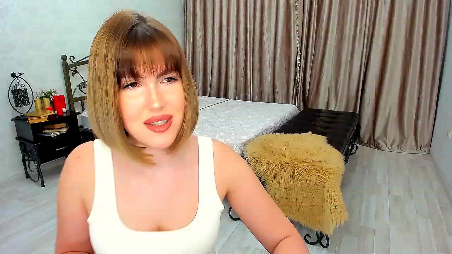 Gallery image thumbnail from GracePanther's myfreecams stream on, 03/07/2023, 06:06 image 2 of 20