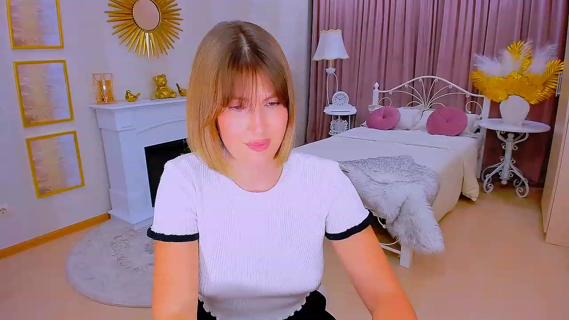 Gallery image thumbnail from GracePanther's myfreecams stream on, 08/28/2023, 08:03 image 14 of 20