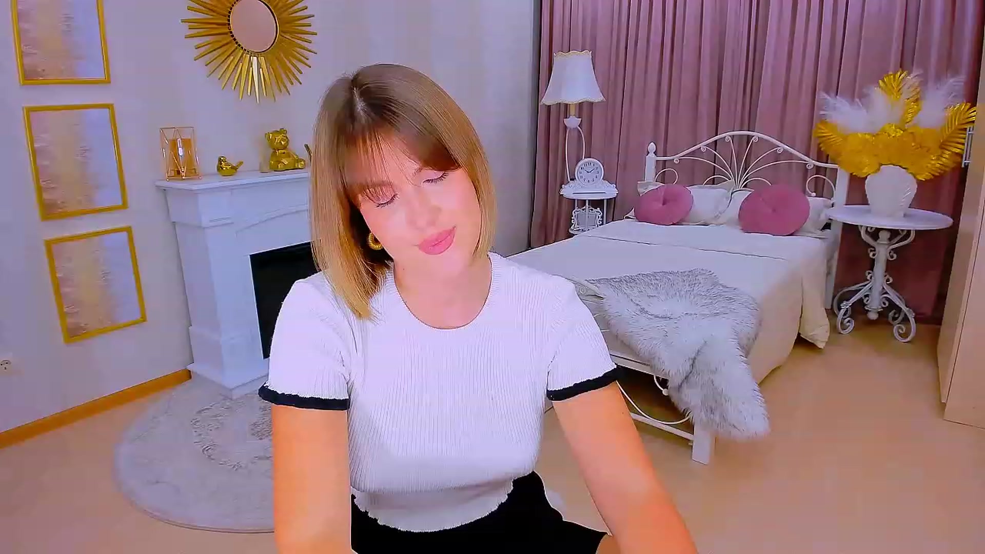 Gallery image thumbnail from GracePanther's myfreecams stream on, 08/28/2023, 08:03 image 9 of 20
