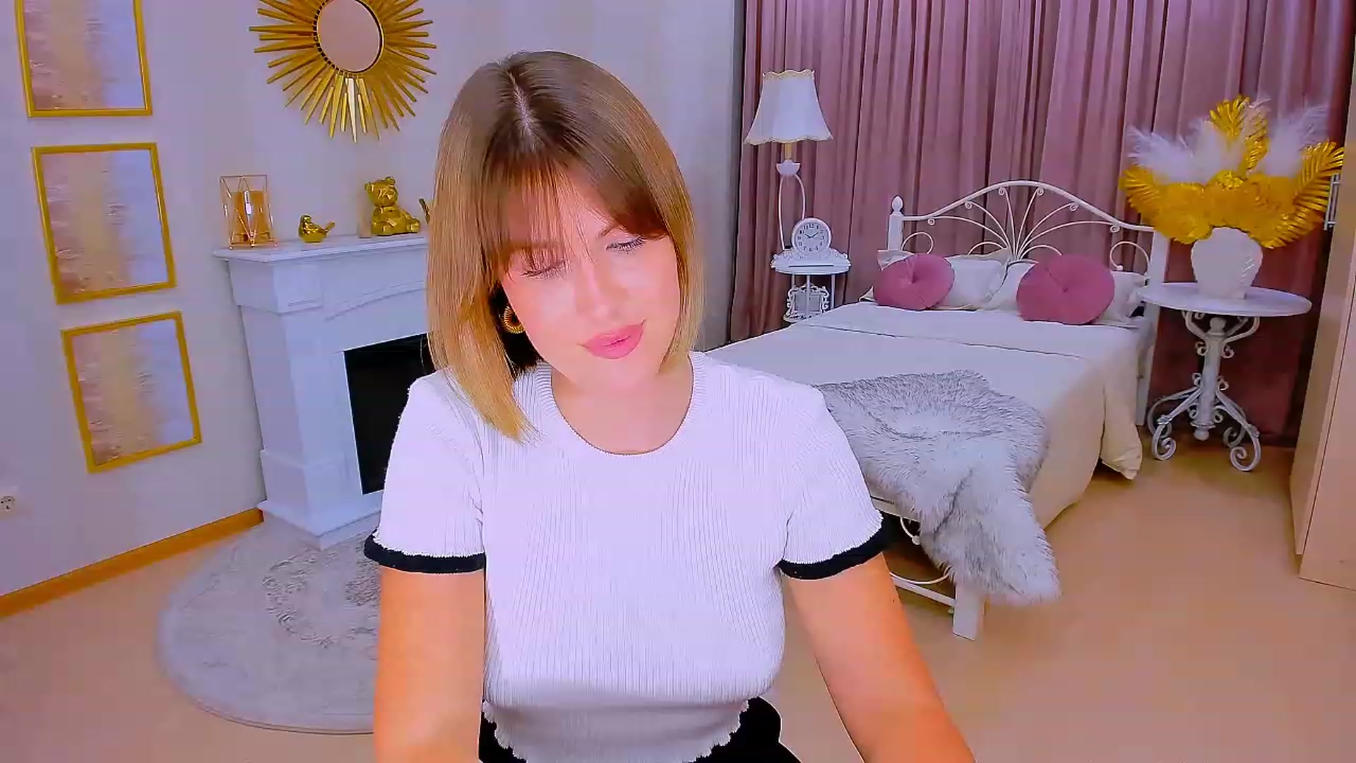 Gallery image thumbnail from GracePanther's myfreecams stream on, 08/28/2023, 08:03 image 15 of 20