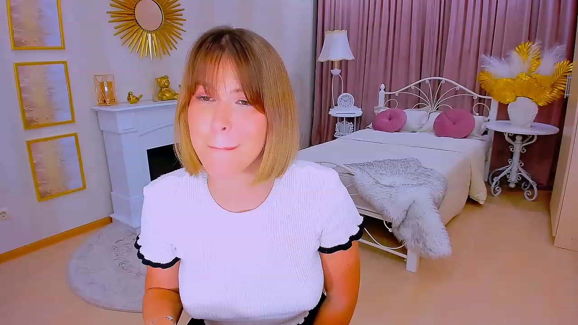 Gallery image thumbnail from GracePanther's myfreecams stream on, 08/28/2023, 08:03 image 17 of 20