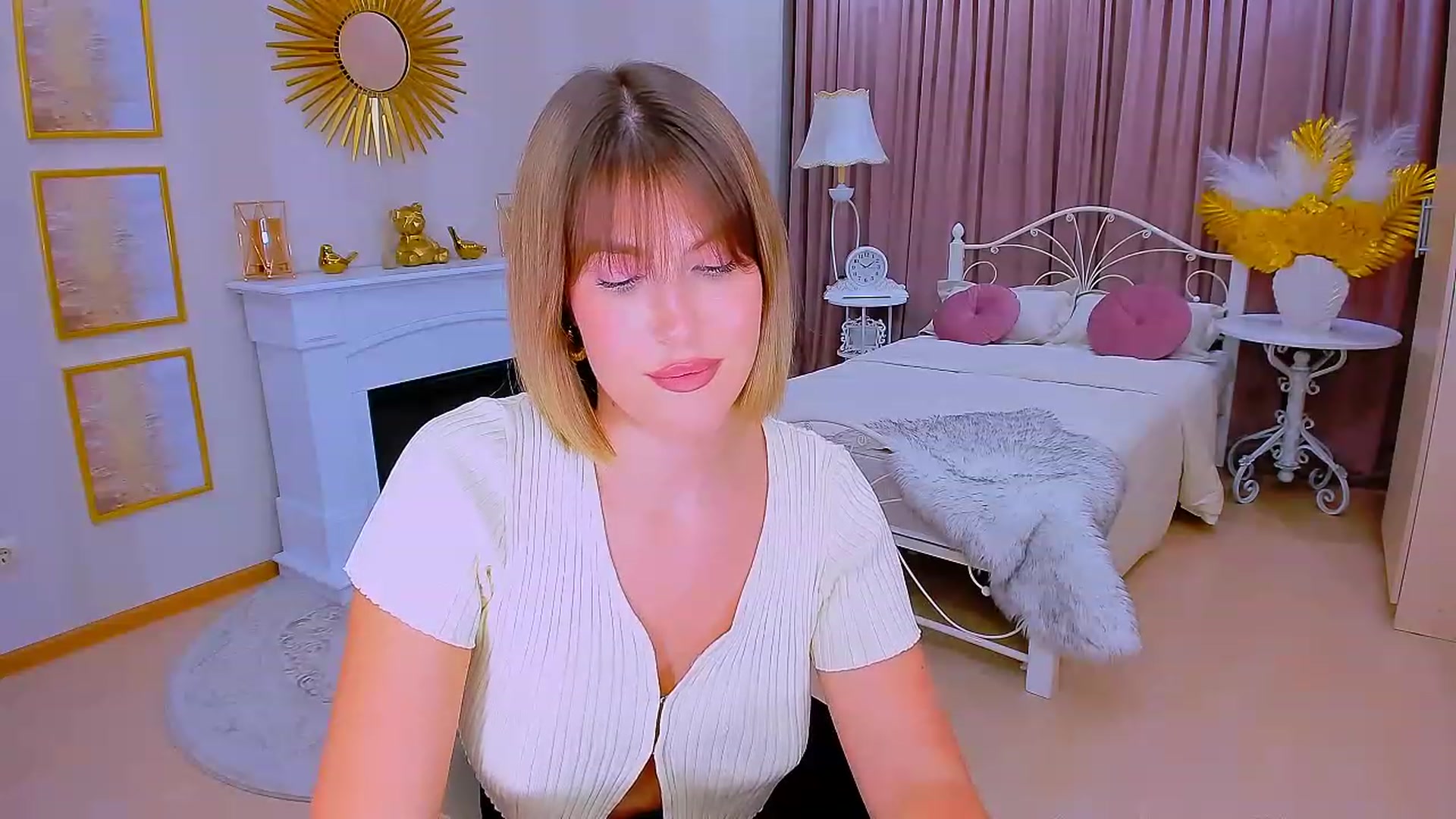 Gallery image thumbnail from GracePanther's myfreecams stream on, 08/28/2023, 09:06 image 14 of 20