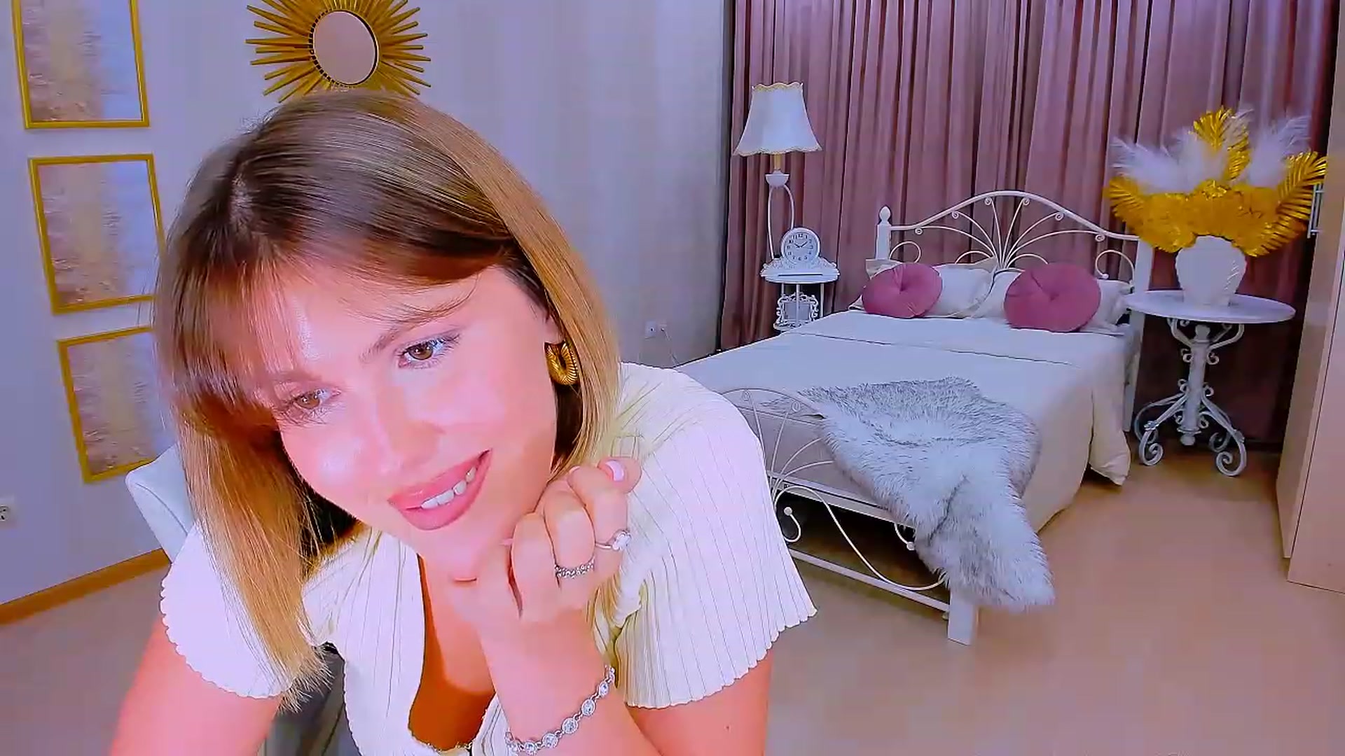 Gallery image thumbnail from GracePanther's myfreecams stream on, 08/28/2023, 09:06 image 18 of 20
