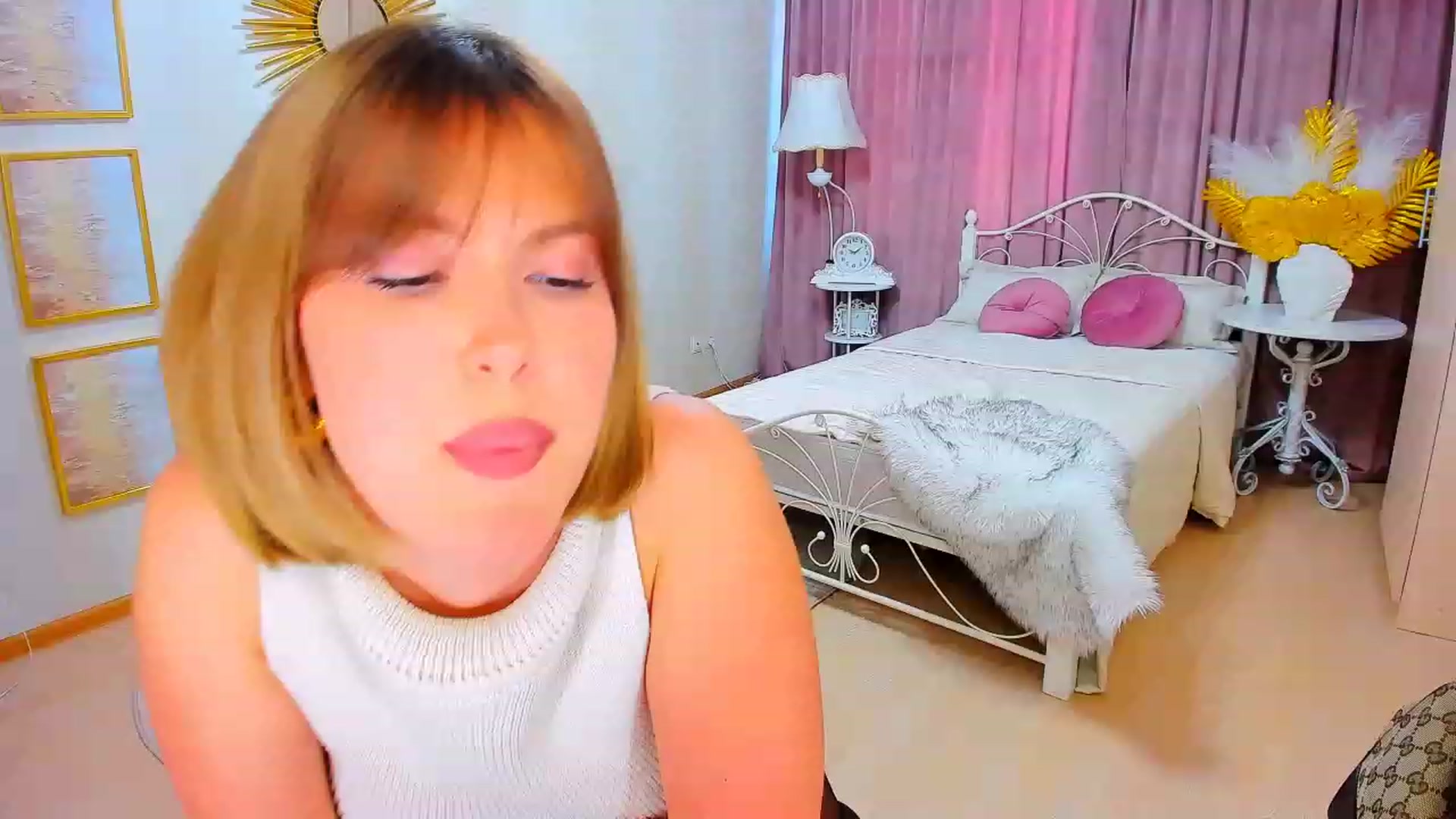 Gallery image thumbnail from GracePanther's myfreecams stream on, 09/18/2023, 07:57 image 13 of 20