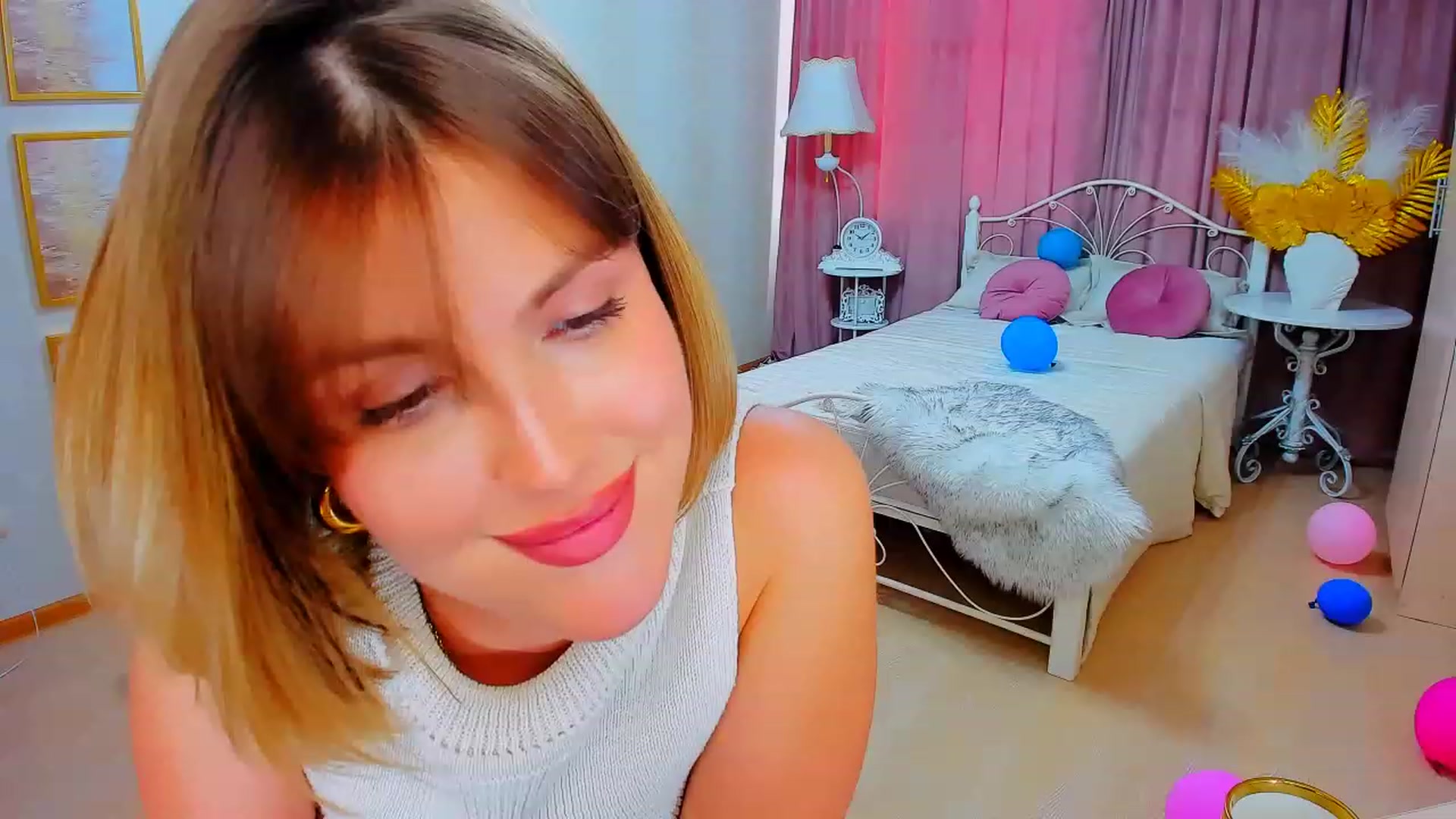 Gallery image thumbnail from GracePanther's myfreecams stream on, 09/20/2023, 11:26 image 17 of 20