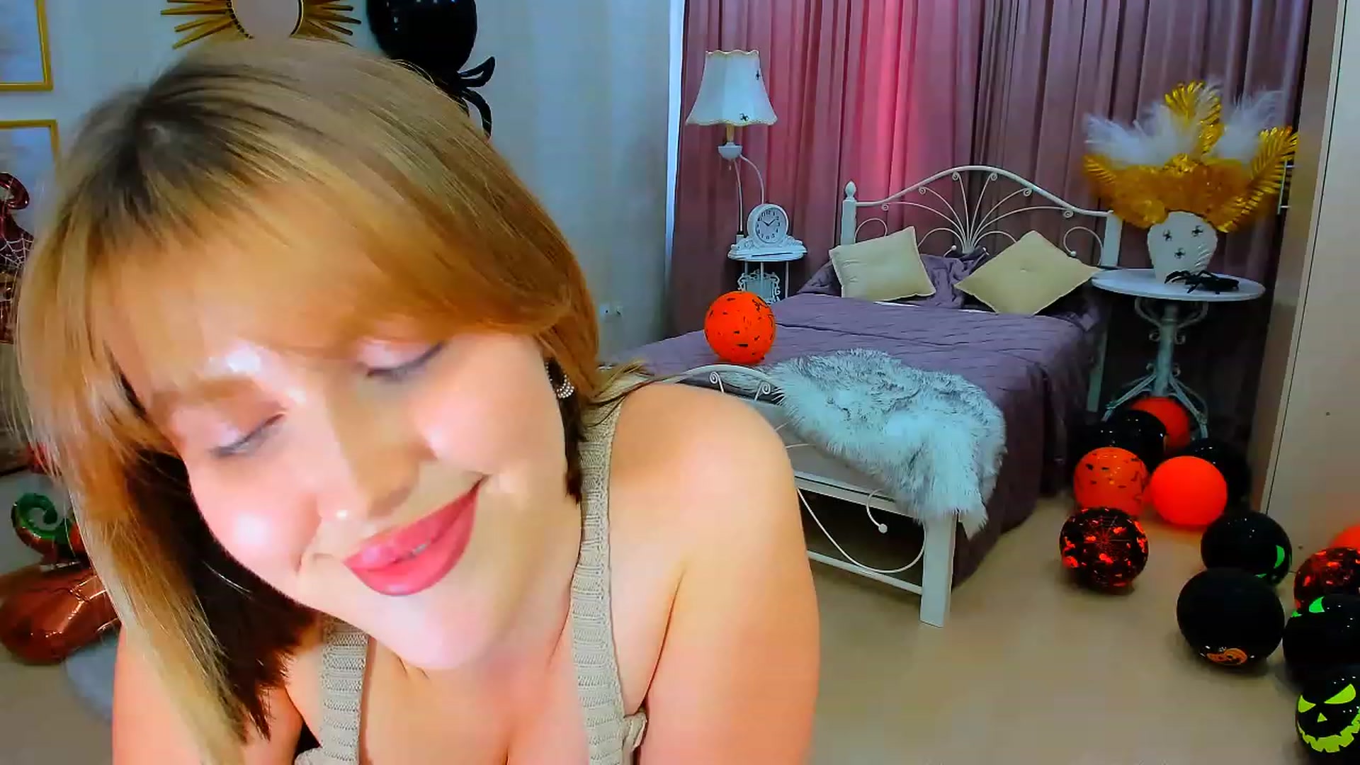 Gallery image thumbnail from GracePanther's myfreecams stream on, 11/02/2023, 09:48 image 7 of 20
