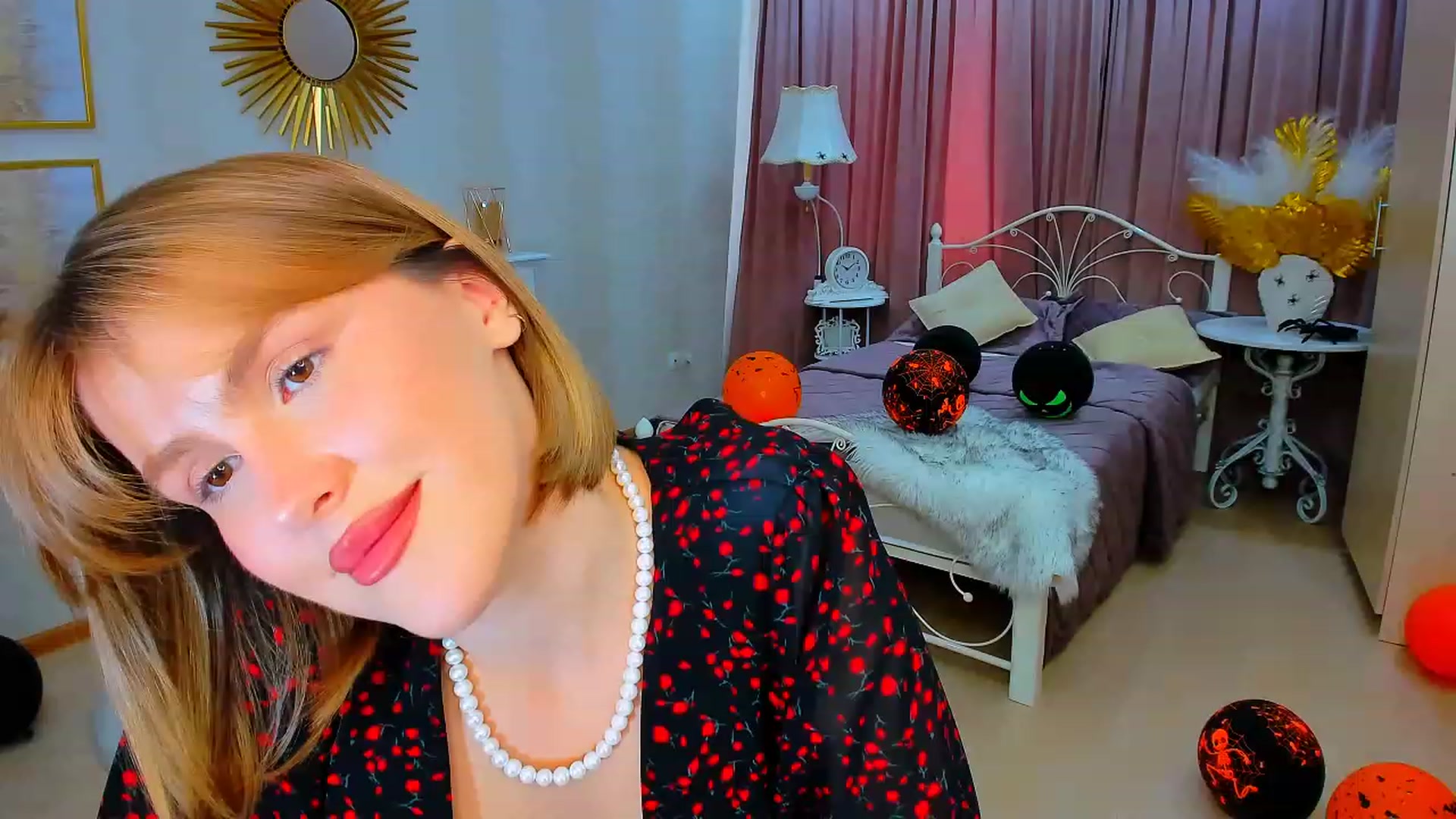 Gallery image thumbnail from GracePanther's myfreecams stream on, 11/03/2023, 08:11 image 6 of 20