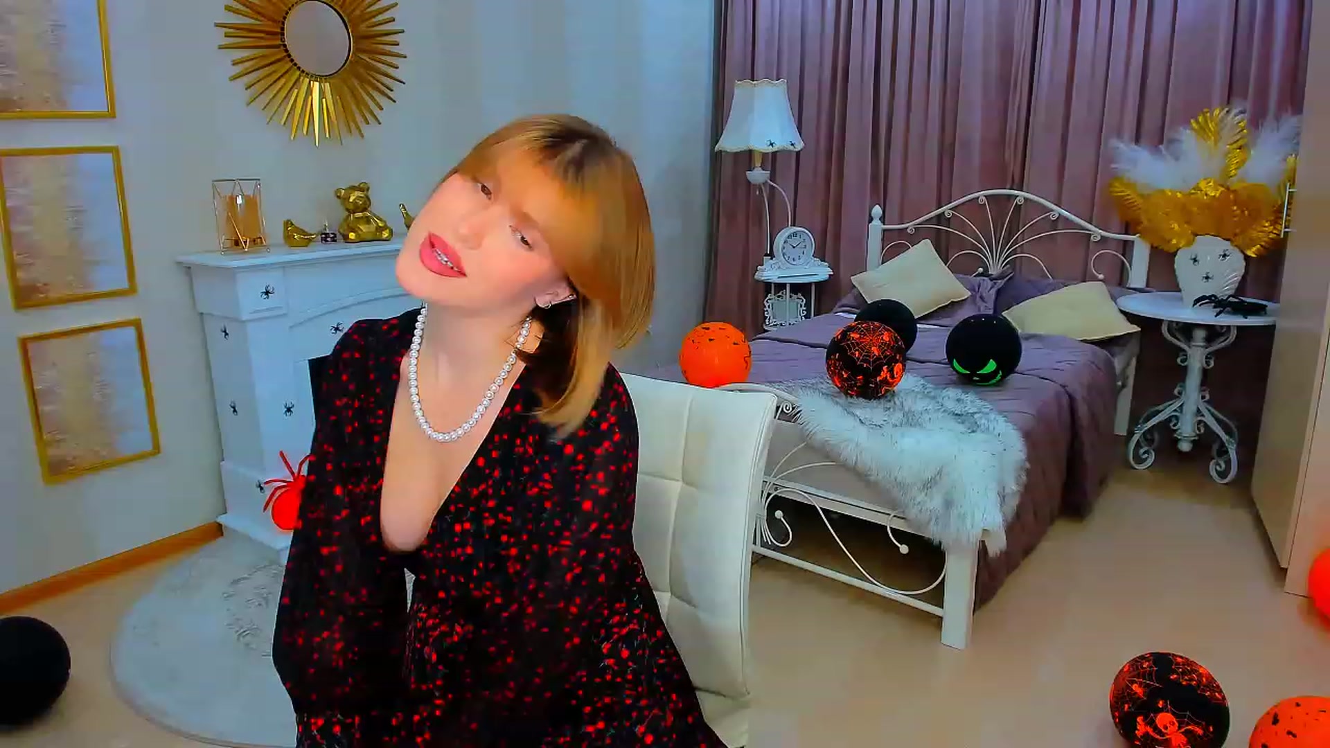 Gallery image thumbnail from GracePanther's myfreecams stream on, 11/03/2023, 09:48 image 4 of 20